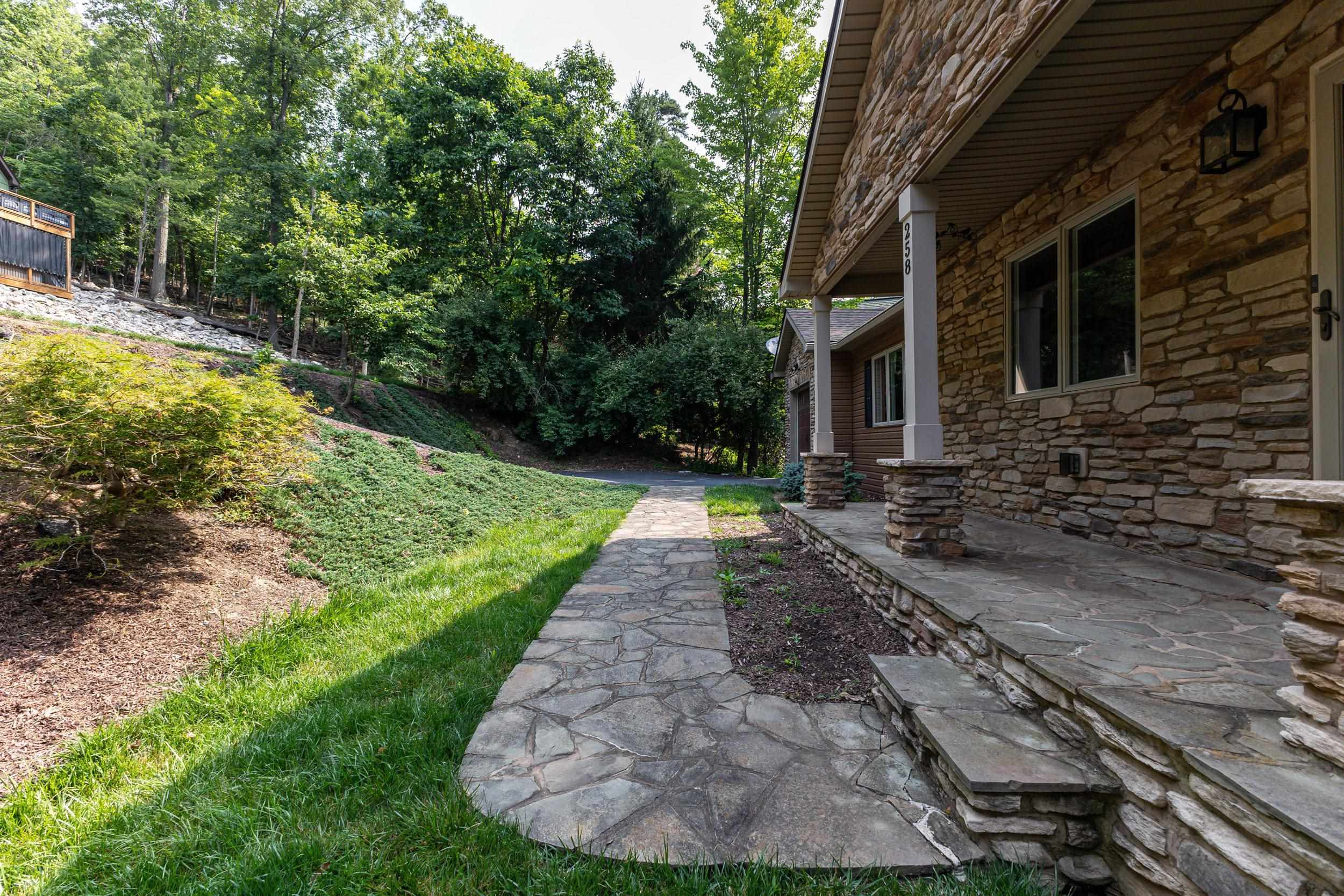 258 TURKEY DR, MCGAHEYSVILLE, Virginia 22840, 6 Bedrooms Bedrooms, ,4 BathroomsBathrooms,Residential,258 TURKEY DR,679710 MLS # 679710 258 TURKEY DR, MCGAHEYSVILLE, Virginia 22840, 6 Bedrooms Bedrooms, ,4 BathroomsBathrooms,Residential,258 TURKEY DR,679710 MLS # 679710