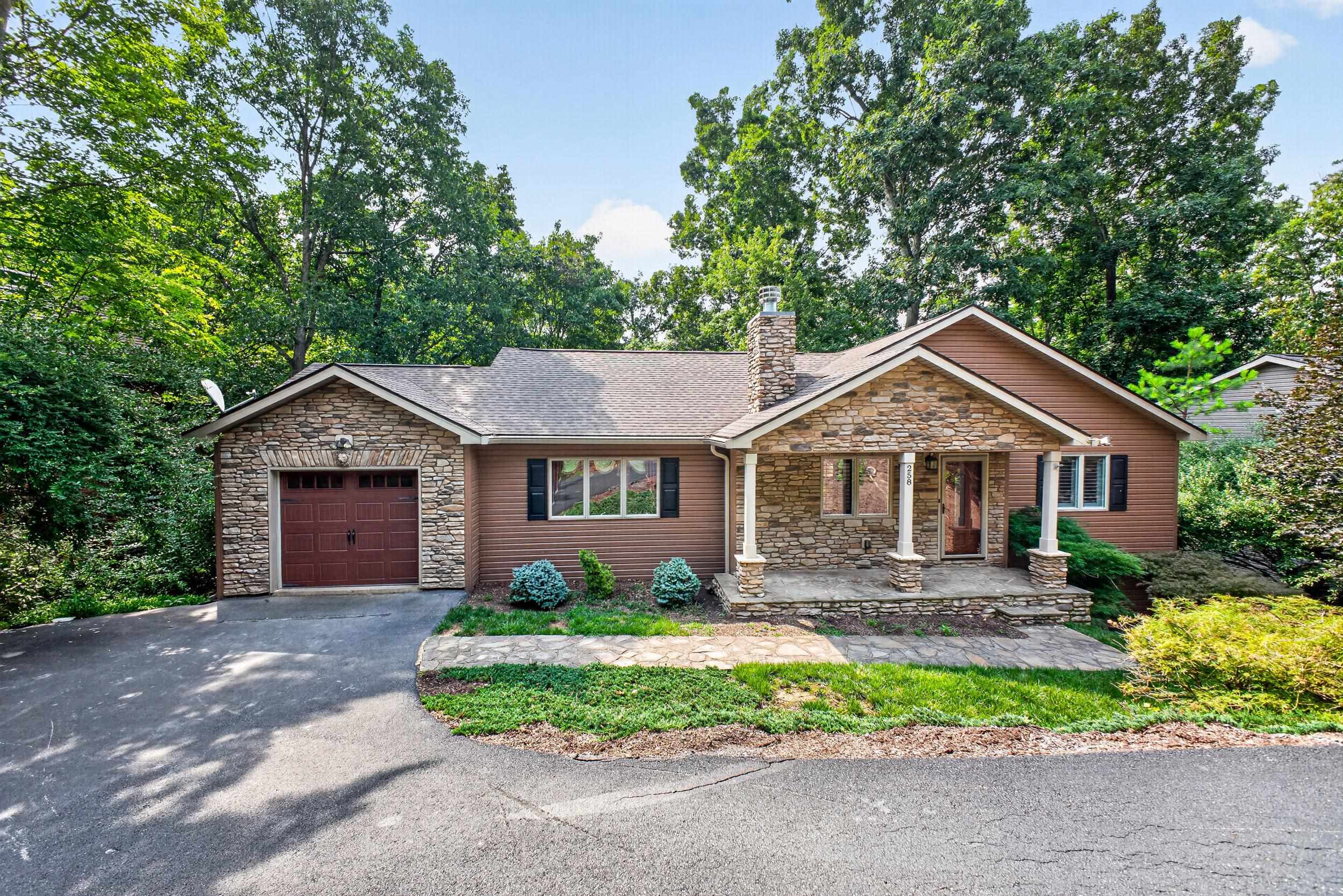 258 TURKEY DR, MCGAHEYSVILLE, Virginia 22840, 6 Bedrooms Bedrooms, ,4 BathroomsBathrooms,Residential,258 TURKEY DR,679710 MLS # 679710 258 TURKEY DR, MCGAHEYSVILLE, Virginia 22840, 6 Bedrooms Bedrooms, ,4 BathroomsBathrooms,Residential,258 TURKEY DR,679710 MLS # 679710