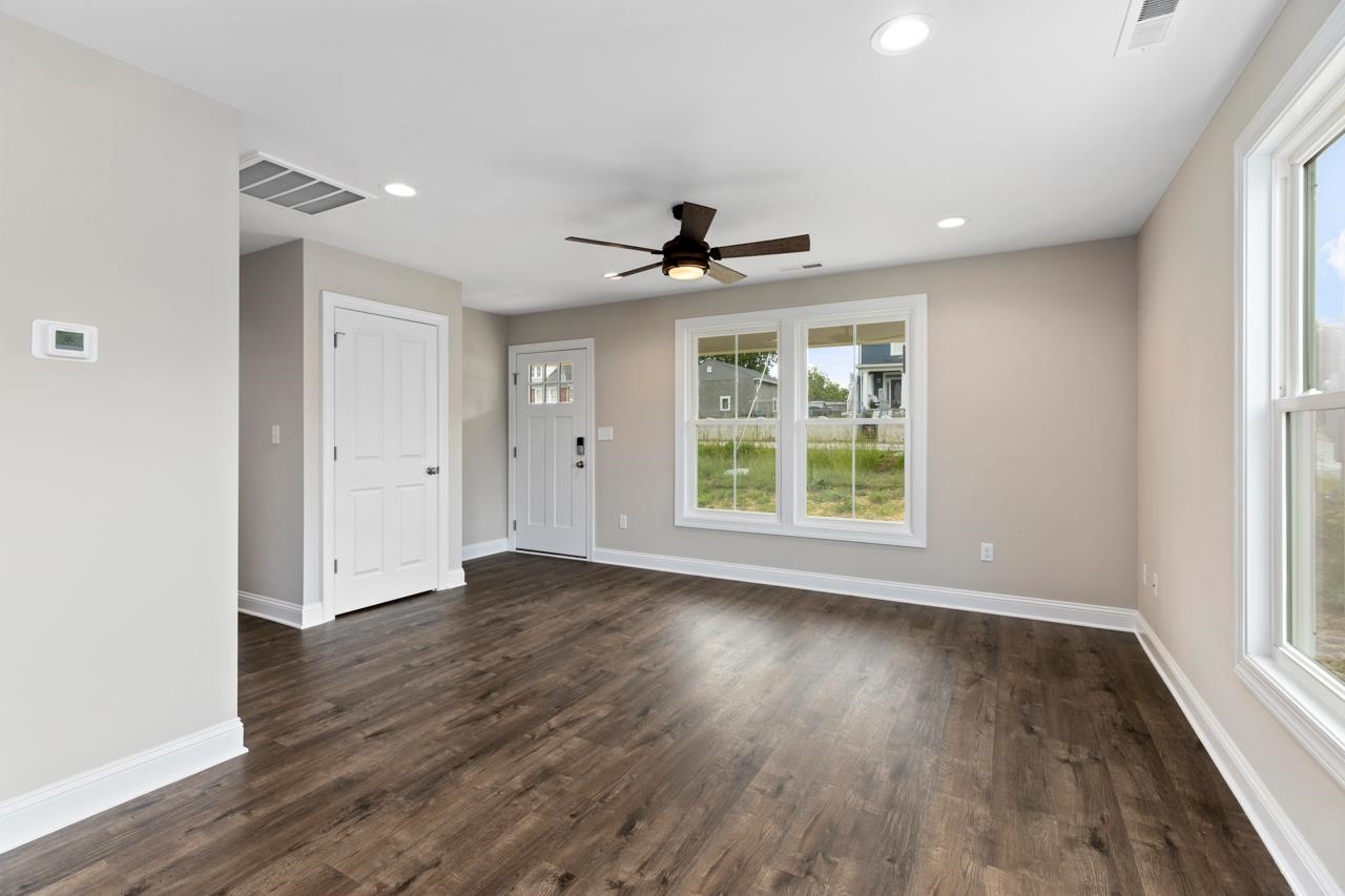 588 N DELPHINE AVE, WAYNESBORO, Virginia 22980, 3 Bedrooms Bedrooms, ,2 BathroomsBathrooms,Residential,588 N DELPHINE AVE,679715 MLS # 679715 588 N DELPHINE AVE, WAYNESBORO, Virginia 22980, 3 Bedrooms Bedrooms, ,2 BathroomsBathrooms,Residential,588 N DELPHINE AVE,679715 MLS # 679715