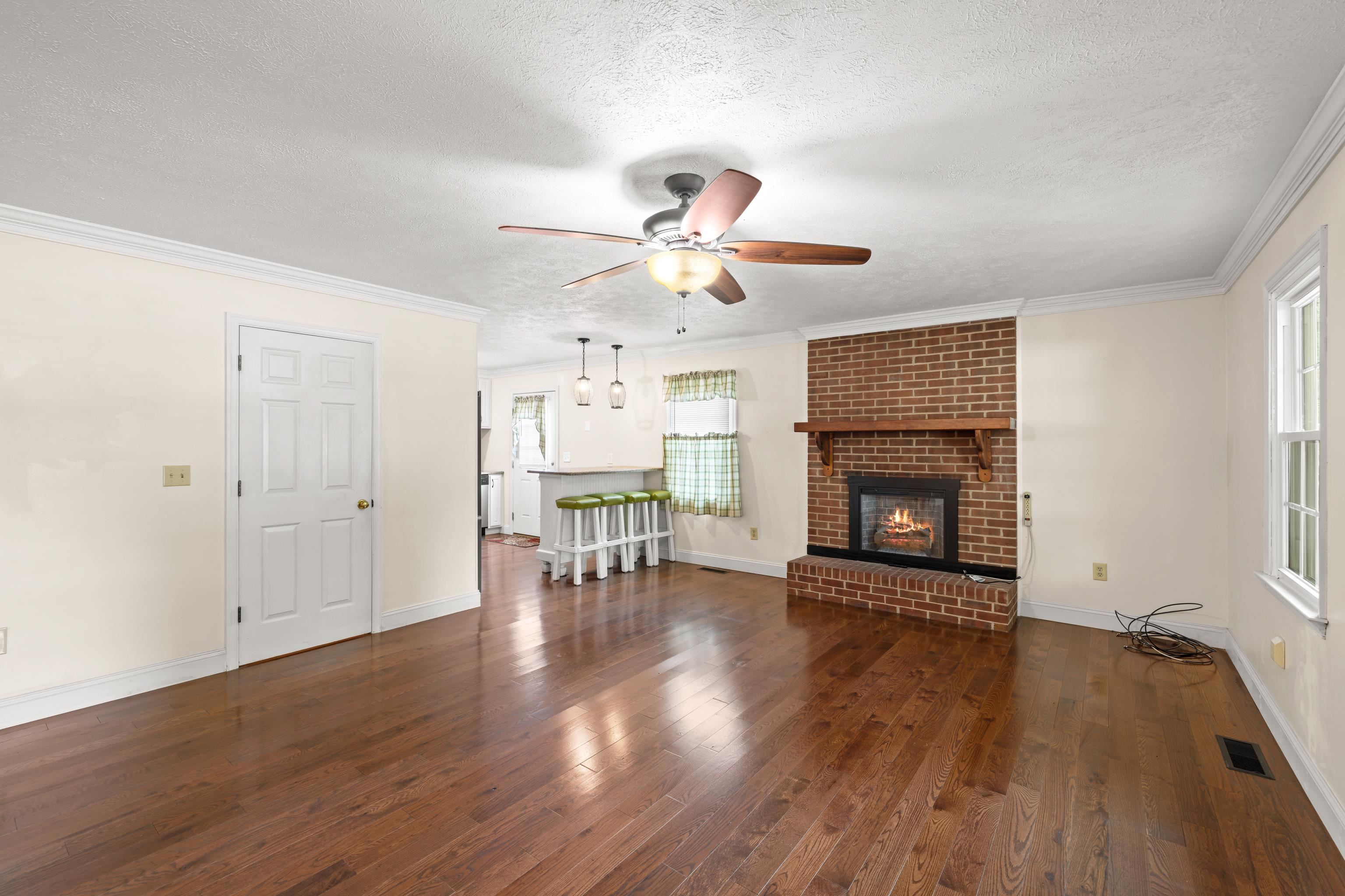 14 LOCH DR, STAUNTON, Virginia 24401, 3 Bedrooms Bedrooms, ,2 BathroomsBathrooms,Residential,14 LOCH DR,679716 MLS # 679716