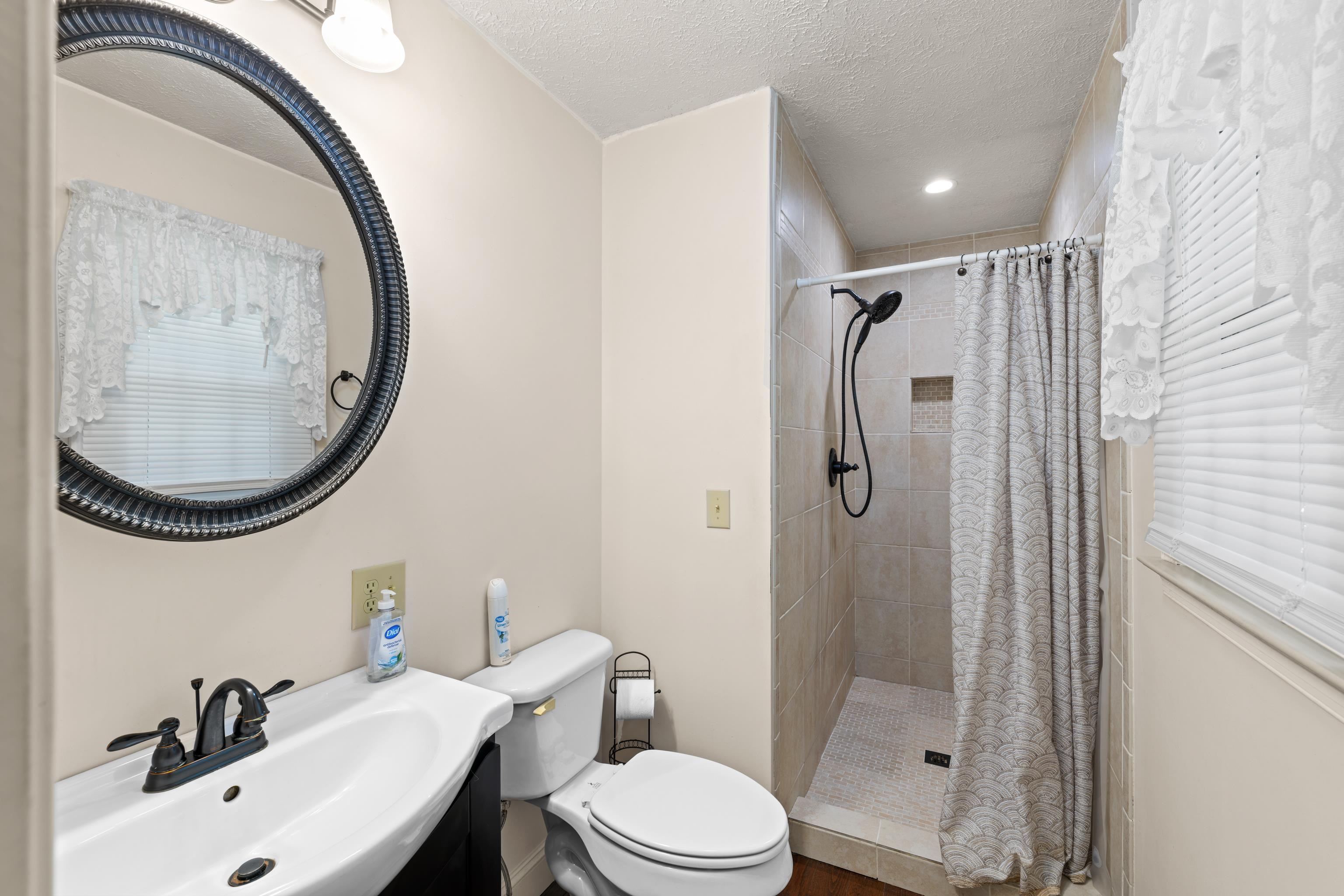 14 LOCH DR, STAUNTON, Virginia 24401, 3 Bedrooms Bedrooms, ,2 BathroomsBathrooms,Residential,14 LOCH DR,679716 MLS # 679716