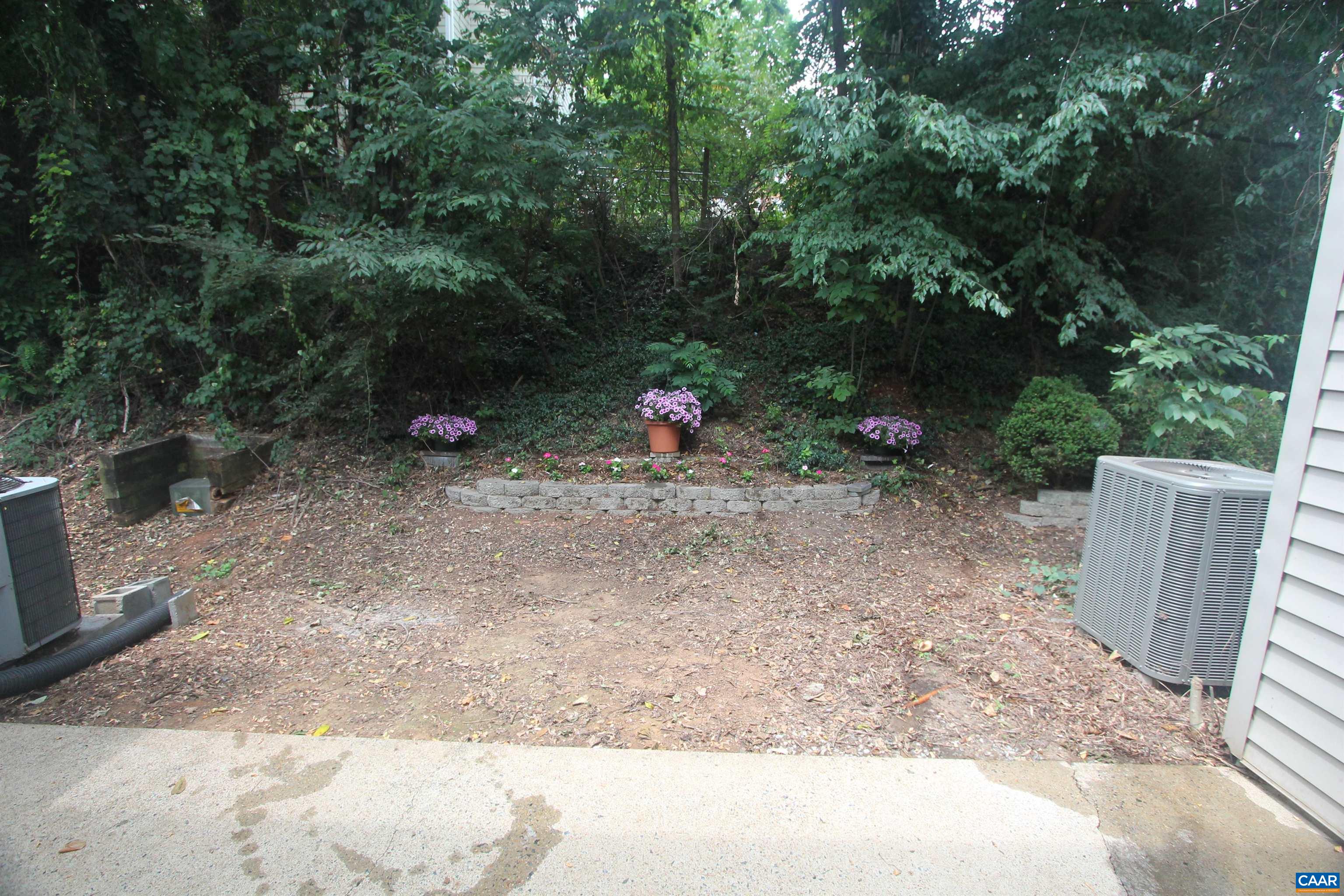 113 WATERBURY CT, CHARLOTTESVILLE, Virginia 22902, 3 Bedrooms Bedrooms, ,1 BathroomBathrooms,Residential,113 WATERBURY CT,679720 MLS # 679720