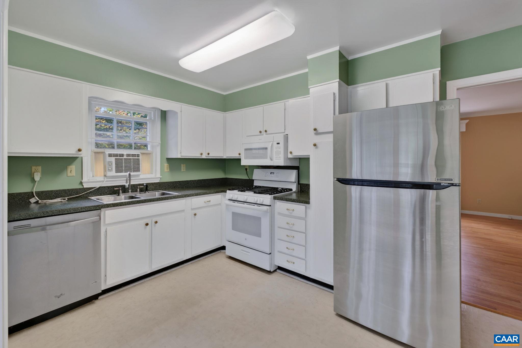 740 LYONS AVE, CHARLOTTESVILLE, Virginia 22902, 3 Bedrooms Bedrooms, ,3 BathroomsBathrooms,Residential,740 LYONS AVE,679629 MLS # 679629 740 LYONS AVE, CHARLOTTESVILLE, Virginia 22902, 3 Bedrooms Bedrooms, ,3 BathroomsBathrooms,Residential,740 LYONS AVE,679629 MLS # 679629