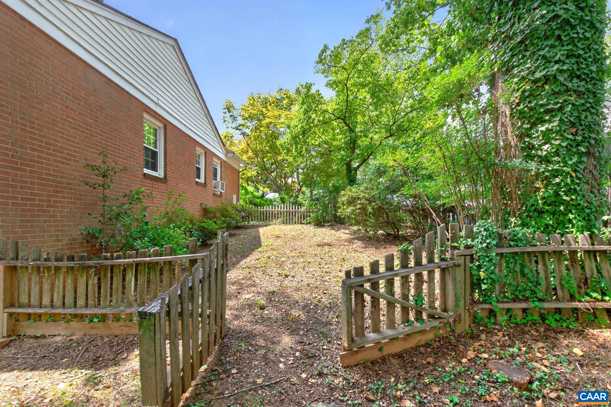 740 LYONS AVE, CHARLOTTESVILLE, Virginia 22902, 3 Bedrooms Bedrooms, ,3 BathroomsBathrooms,Residential,740 LYONS AVE,679629 MLS # 679629 740 LYONS AVE, CHARLOTTESVILLE, Virginia 22902, 3 Bedrooms Bedrooms, ,3 BathroomsBathrooms,Residential,740 LYONS AVE,679629 MLS # 679629