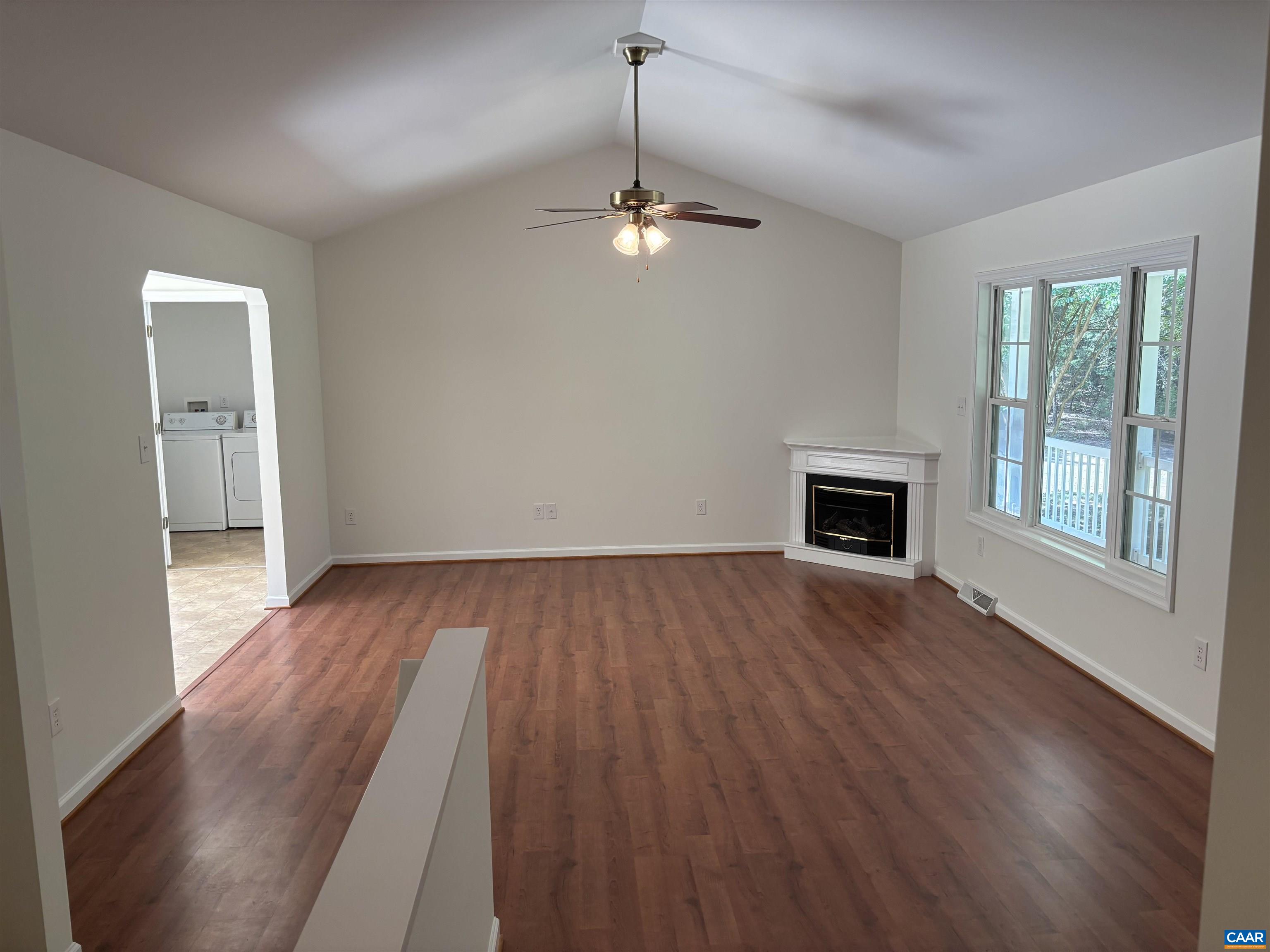 136 BEAVER PL, SCOTTSVILLE, Virginia 24590, 3 Bedrooms Bedrooms, ,2 BathroomsBathrooms,Residential,136 BEAVER PL,679728 MLS # 679728 136 BEAVER PL, SCOTTSVILLE, Virginia 24590, 3 Bedrooms Bedrooms, ,2 BathroomsBathrooms,Residential,136 BEAVER PL,679728 MLS # 679728