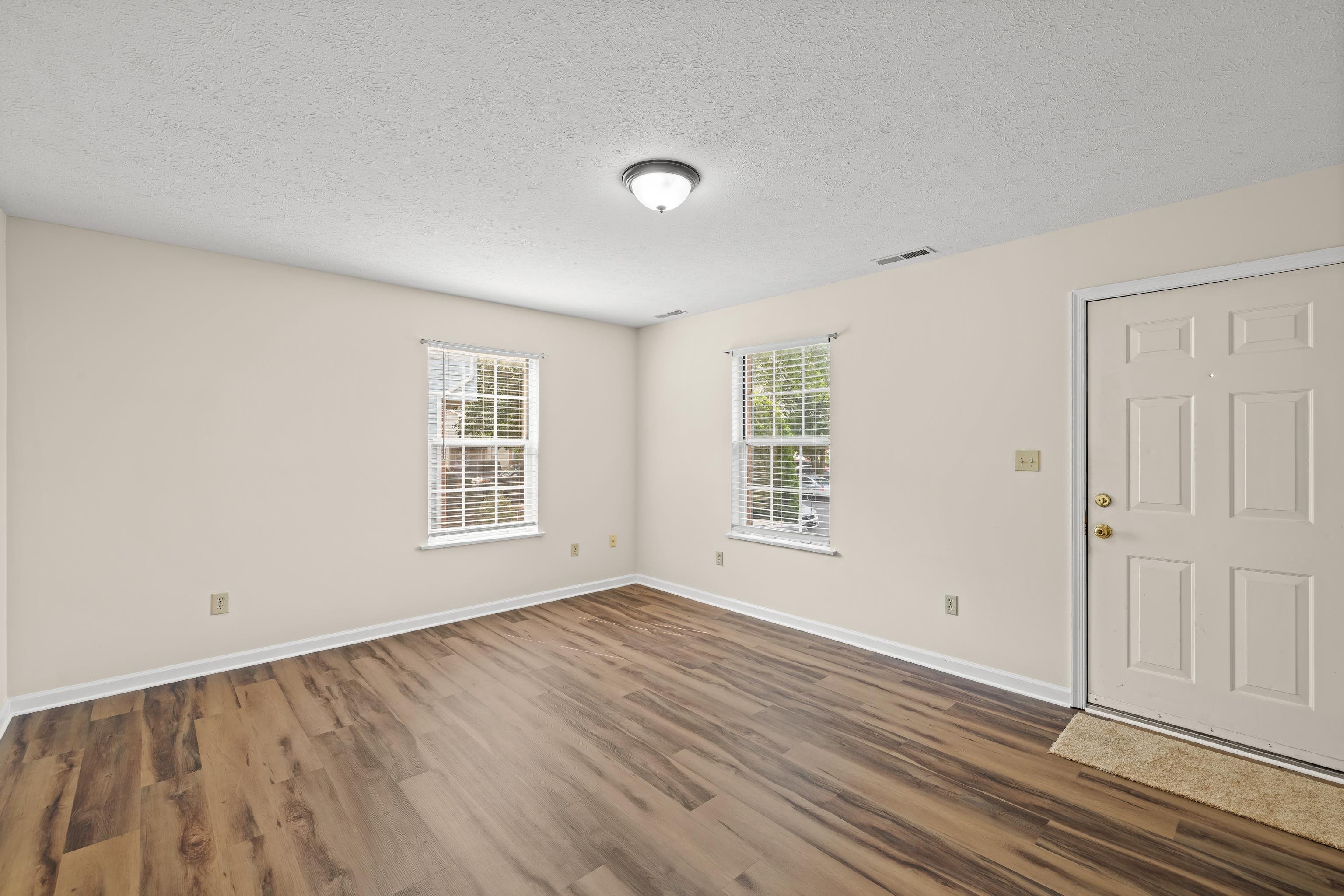 921 NORTHFIELD CT, HARRISONBURG, Virginia 22802, 3 Bedrooms Bedrooms, ,1 BathroomBathrooms,Residential,921 NORTHFIELD CT,679736 MLS # 679736 921 NORTHFIELD CT, HARRISONBURG, Virginia 22802, 3 Bedrooms Bedrooms, ,1 BathroomBathrooms,Residential,921 NORTHFIELD CT,679736 MLS # 679736