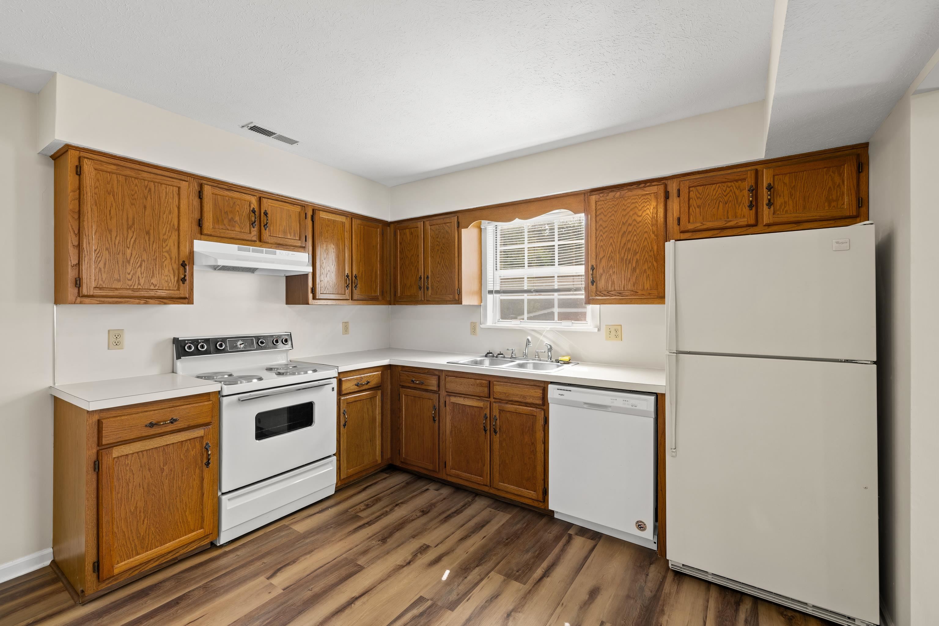 921 NORTHFIELD CT, HARRISONBURG, Virginia 22802, 3 Bedrooms Bedrooms, ,1 BathroomBathrooms,Residential,921 NORTHFIELD CT,679736 MLS # 679736 921 NORTHFIELD CT, HARRISONBURG, Virginia 22802, 3 Bedrooms Bedrooms, ,1 BathroomBathrooms,Residential,921 NORTHFIELD CT,679736 MLS # 679736