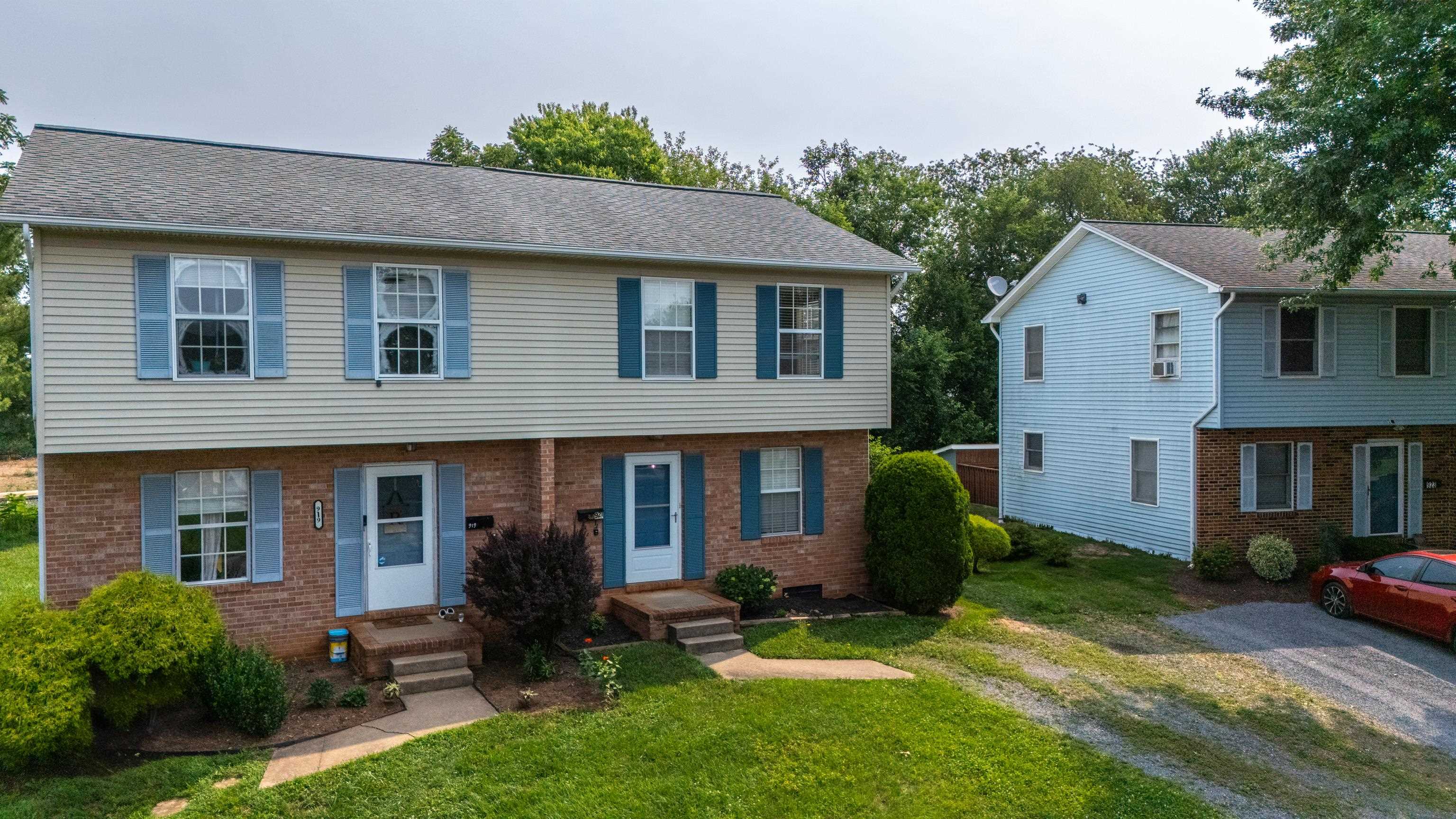 921 NORTHFIELD CT, HARRISONBURG, Virginia 22802, 3 Bedrooms Bedrooms, ,1 BathroomBathrooms,Residential,921 NORTHFIELD CT,679736 MLS # 679736 921 NORTHFIELD CT, HARRISONBURG, Virginia 22802, 3 Bedrooms Bedrooms, ,1 BathroomBathrooms,Residential,921 NORTHFIELD CT,679736 MLS # 679736