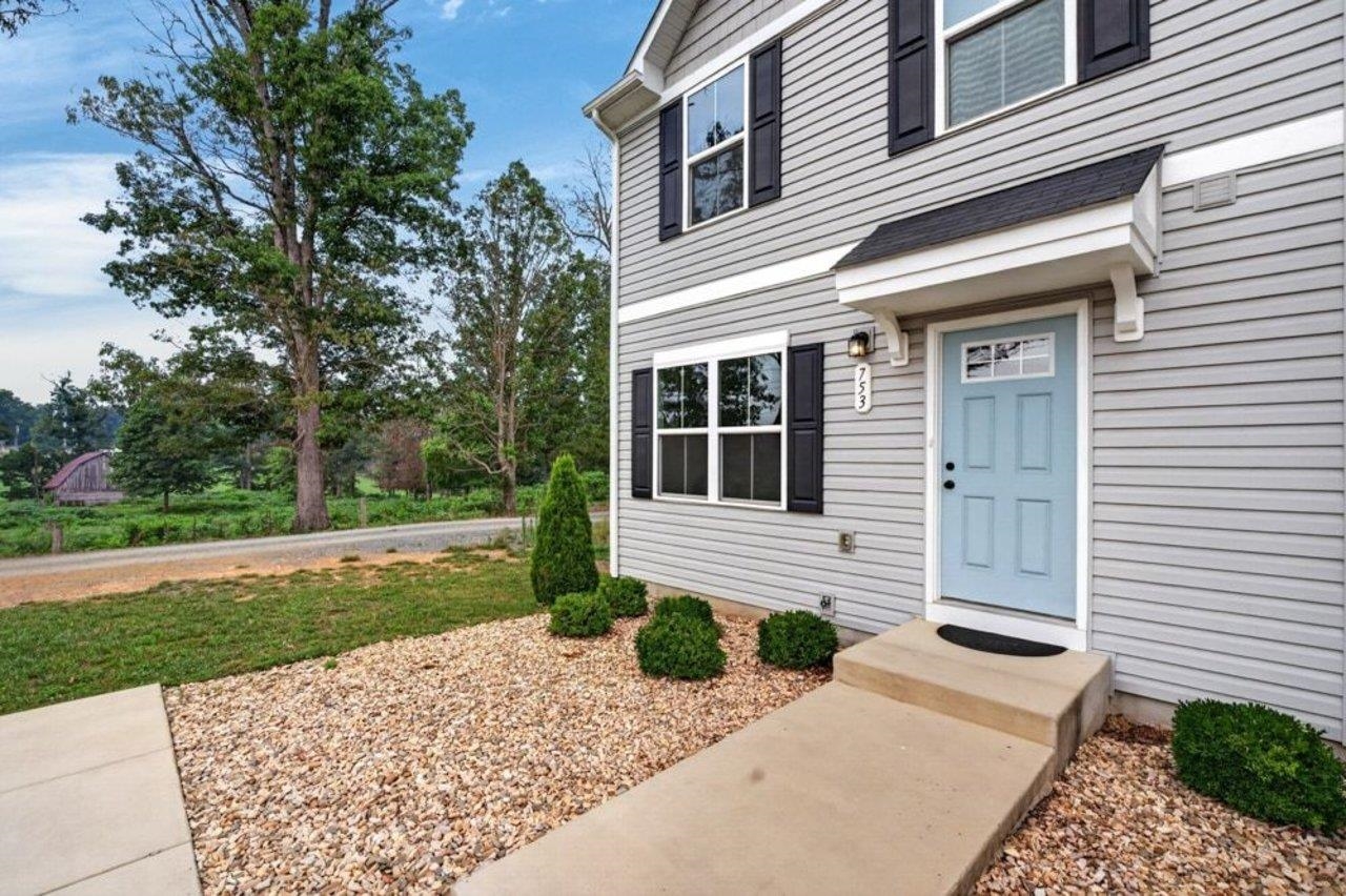 753 CARSON CIR, GROTTOES, Virginia 24441, 3 Bedrooms Bedrooms, ,2 BathroomsBathrooms,Residential,753 CARSON CIR,679743 MLS # 679743 753 CARSON CIR, GROTTOES, Virginia 24441, 3 Bedrooms Bedrooms, ,2 BathroomsBathrooms,Residential,753 CARSON CIR,679743 MLS # 679743