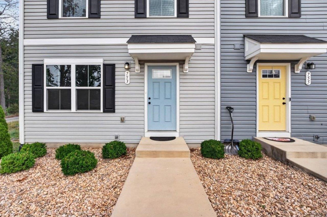 753 CARSON CIR, GROTTOES, Virginia 24441, 3 Bedrooms Bedrooms, ,2 BathroomsBathrooms,Residential,753 CARSON CIR,679743 MLS # 679743 753 CARSON CIR, GROTTOES, Virginia 24441, 3 Bedrooms Bedrooms, ,2 BathroomsBathrooms,Residential,753 CARSON CIR,679743 MLS # 679743