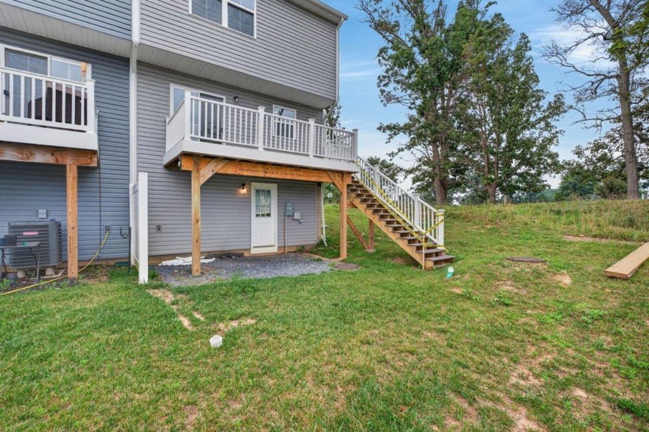 753 CARSON CIR, GROTTOES, Virginia 24441, 3 Bedrooms Bedrooms, ,2 BathroomsBathrooms,Residential,753 CARSON CIR,679743 MLS # 679743 753 CARSON CIR, GROTTOES, Virginia 24441, 3 Bedrooms Bedrooms, ,2 BathroomsBathrooms,Residential,753 CARSON CIR,679743 MLS # 679743