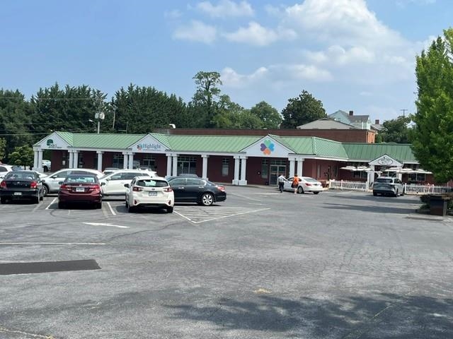 2303 N AUGUSTA ST, STAUNTON, Virginia 24401, ,Commercial,2303 N AUGUSTA ST,679774 MLS # 679774 2303 N AUGUSTA ST, STAUNTON, Virginia 24401, ,Commercial,2303 N AUGUSTA ST,679774 MLS # 679774