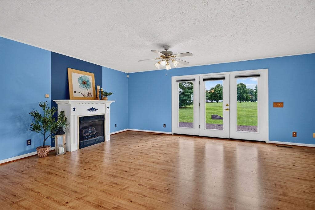 40 BRADFORD ST, SWOOPE, Virginia 24479, 3 Bedrooms Bedrooms, ,3 BathroomsBathrooms,Residential,40 BRADFORD ST,679751 MLS # 679751
