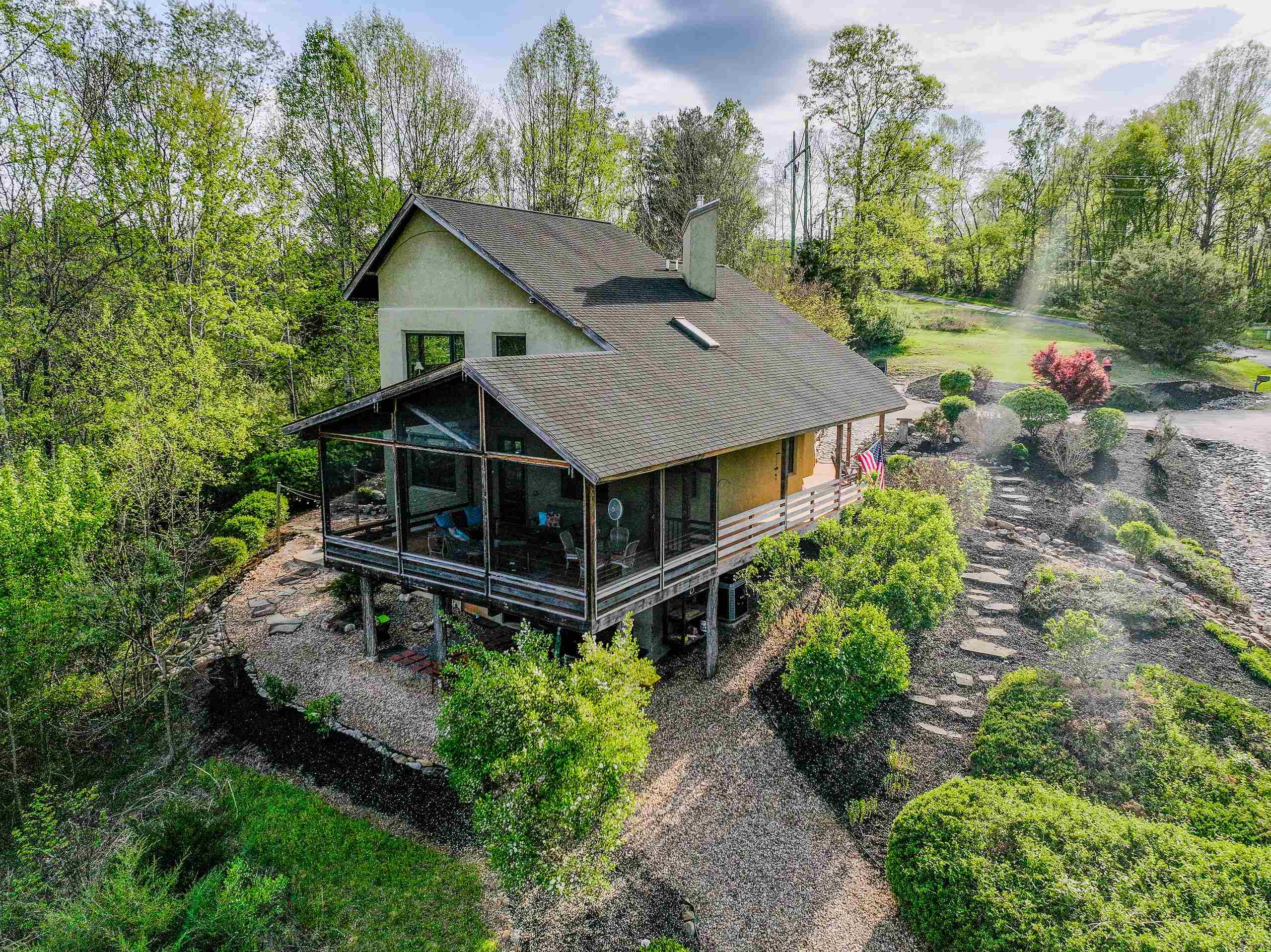 40 MONTE CARLO DR, LEXINGTON, Virginia 24450, 3 Bedrooms Bedrooms, ,3 BathroomsBathrooms,Residential,40 MONTE CARLO DR,679753 MLS # 679753 40 MONTE CARLO DR, LEXINGTON, Virginia 24450, 3 Bedrooms Bedrooms, ,3 BathroomsBathrooms,Residential,40 MONTE CARLO DR,679753 MLS # 679753