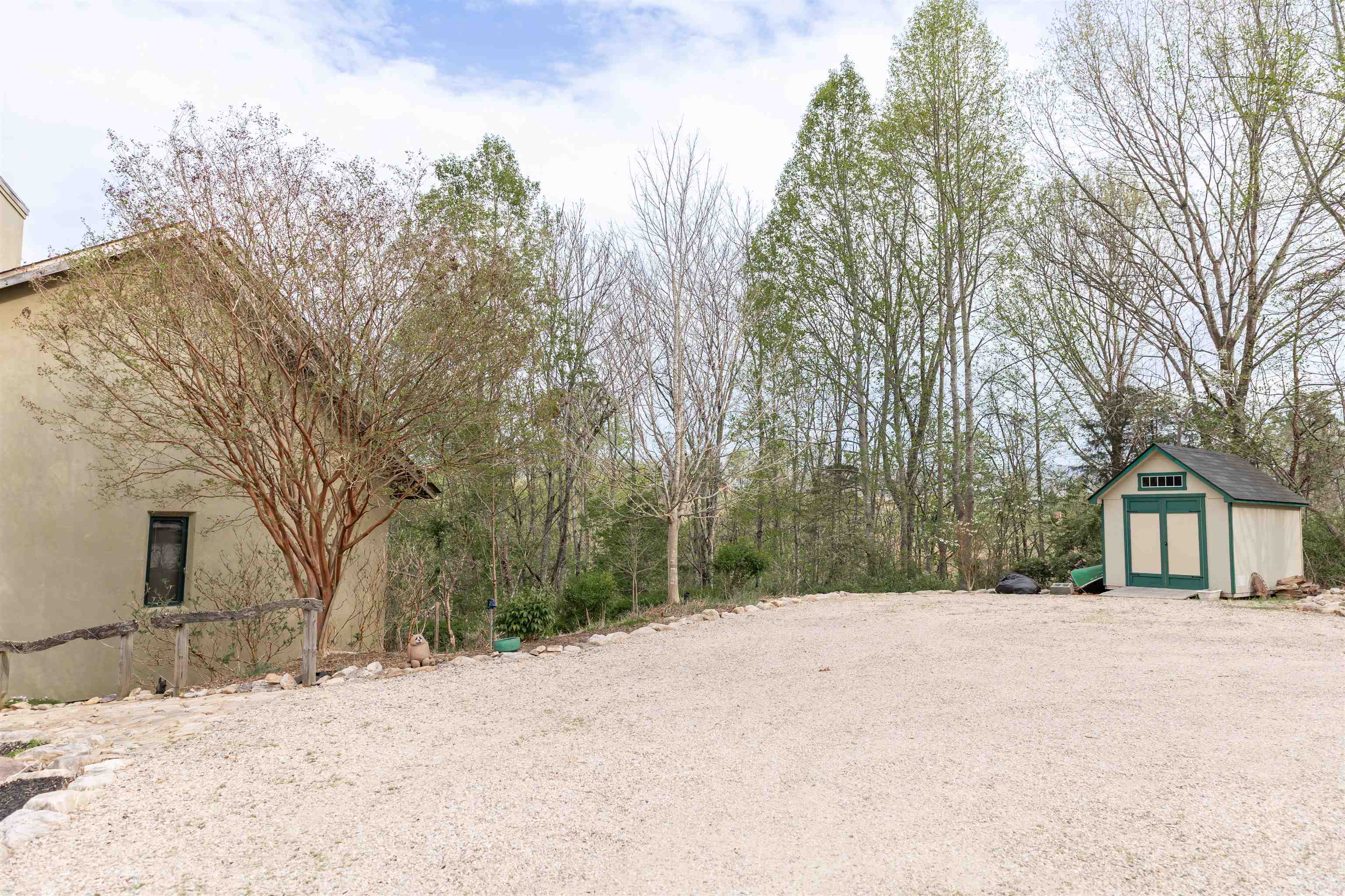 40 MONTE CARLO DR, LEXINGTON, Virginia 24450, 3 Bedrooms Bedrooms, ,3 BathroomsBathrooms,Residential,40 MONTE CARLO DR,679753 MLS # 679753 40 MONTE CARLO DR, LEXINGTON, Virginia 24450, 3 Bedrooms Bedrooms, ,3 BathroomsBathrooms,Residential,40 MONTE CARLO DR,679753 MLS # 679753