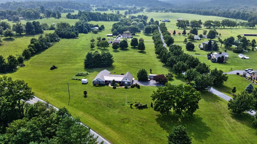 40A BRADFORD ST, SWOOPE, Virginia 24479, 3 Bedrooms Bedrooms, ,3 BathroomsBathrooms,Residential,40A BRADFORD ST,679754 MLS # 679754