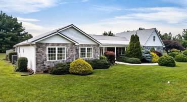 40A BRADFORD ST, SWOOPE, Virginia 24479, 3 Bedrooms Bedrooms, ,3 BathroomsBathrooms,Residential,40A BRADFORD ST,679754 MLS # 679754