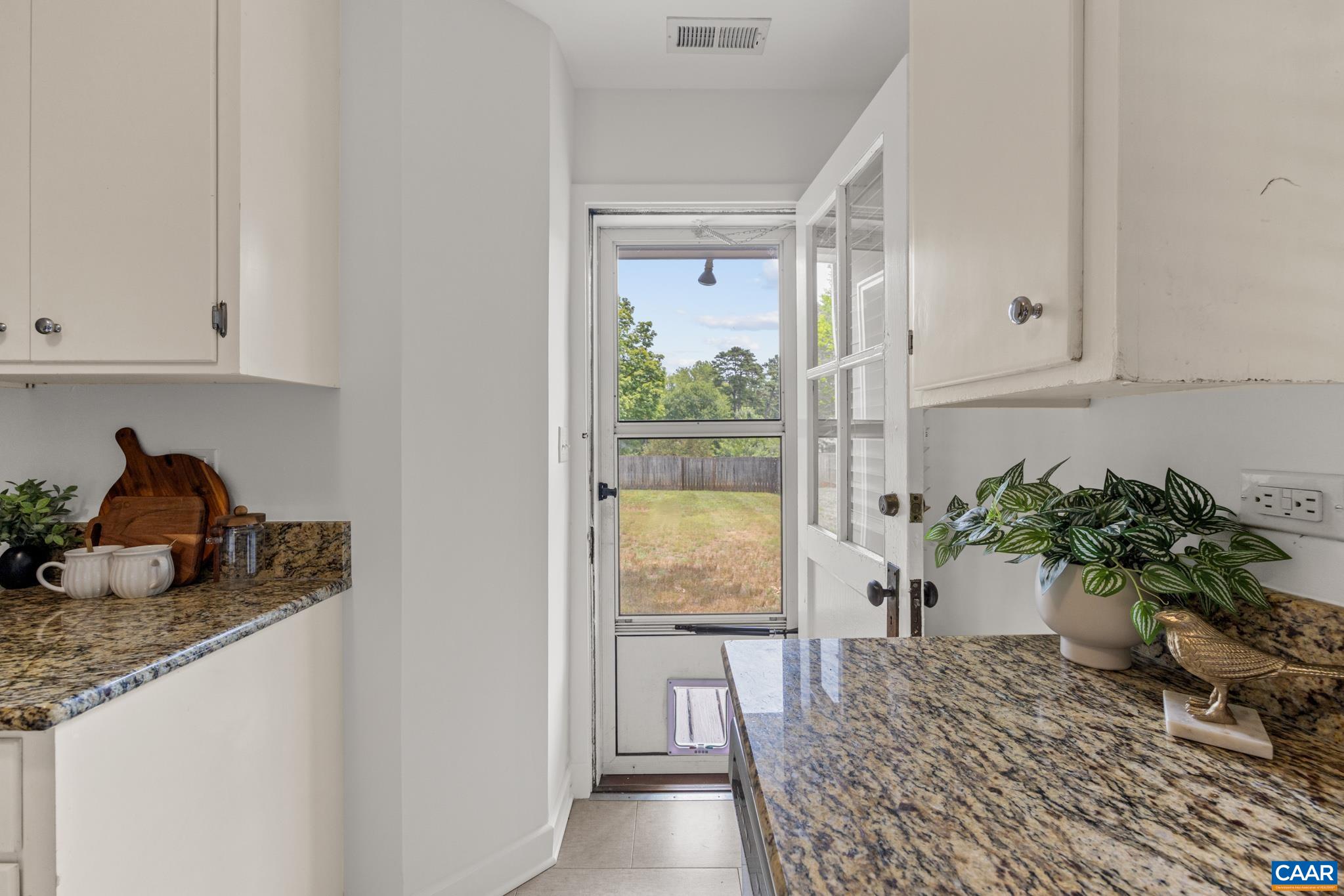 1602 ROSE HILL DR, CHARLOTTESVILLE, Virginia 22902, 2 Bedrooms Bedrooms, ,1 BathroomBathrooms,Residential,1602 ROSE HILL DR,679758 MLS # 679758