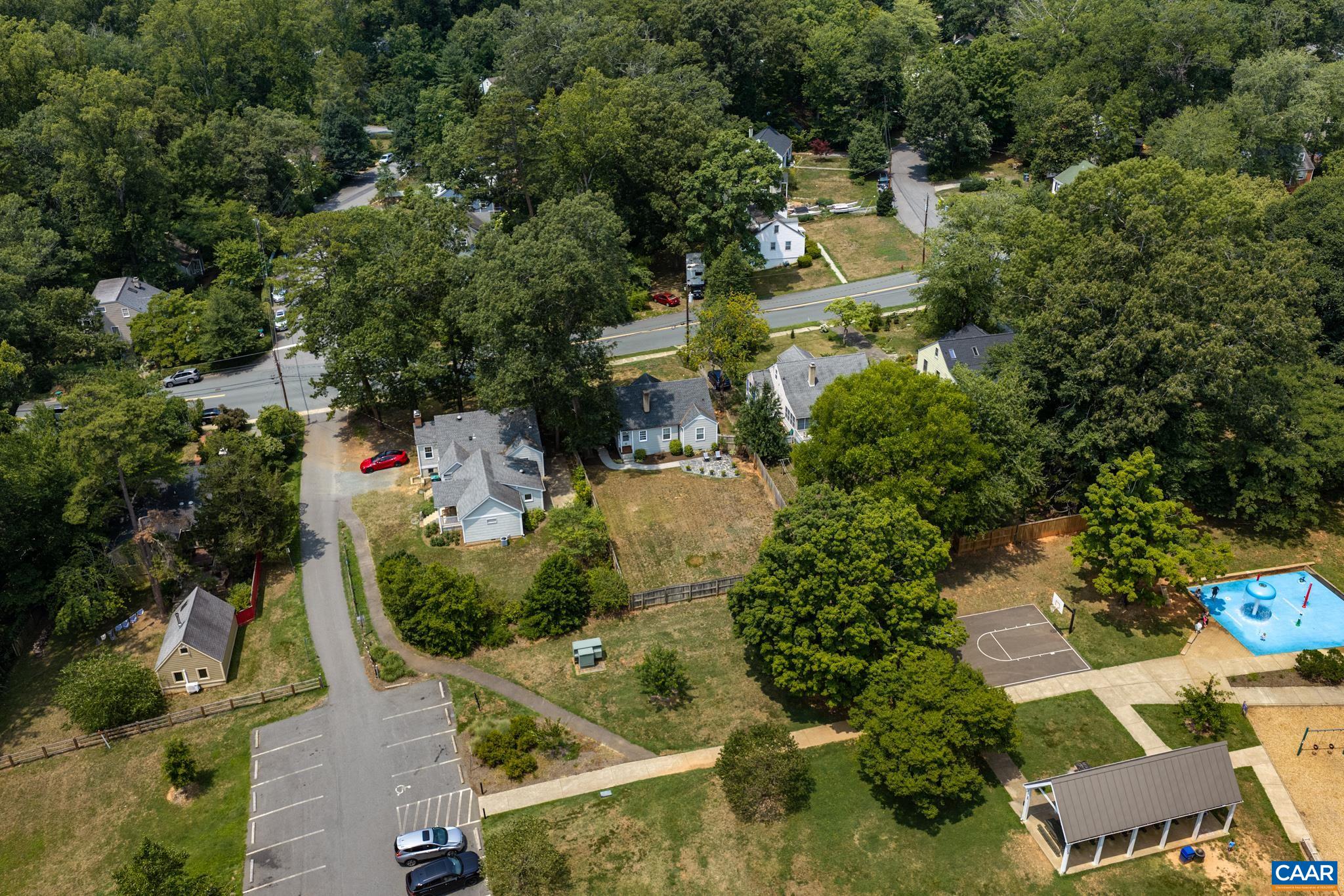 1602 ROSE HILL DR, CHARLOTTESVILLE, Virginia 22902, 2 Bedrooms Bedrooms, ,1 BathroomBathrooms,Residential,1602 ROSE HILL DR,679758 MLS # 679758