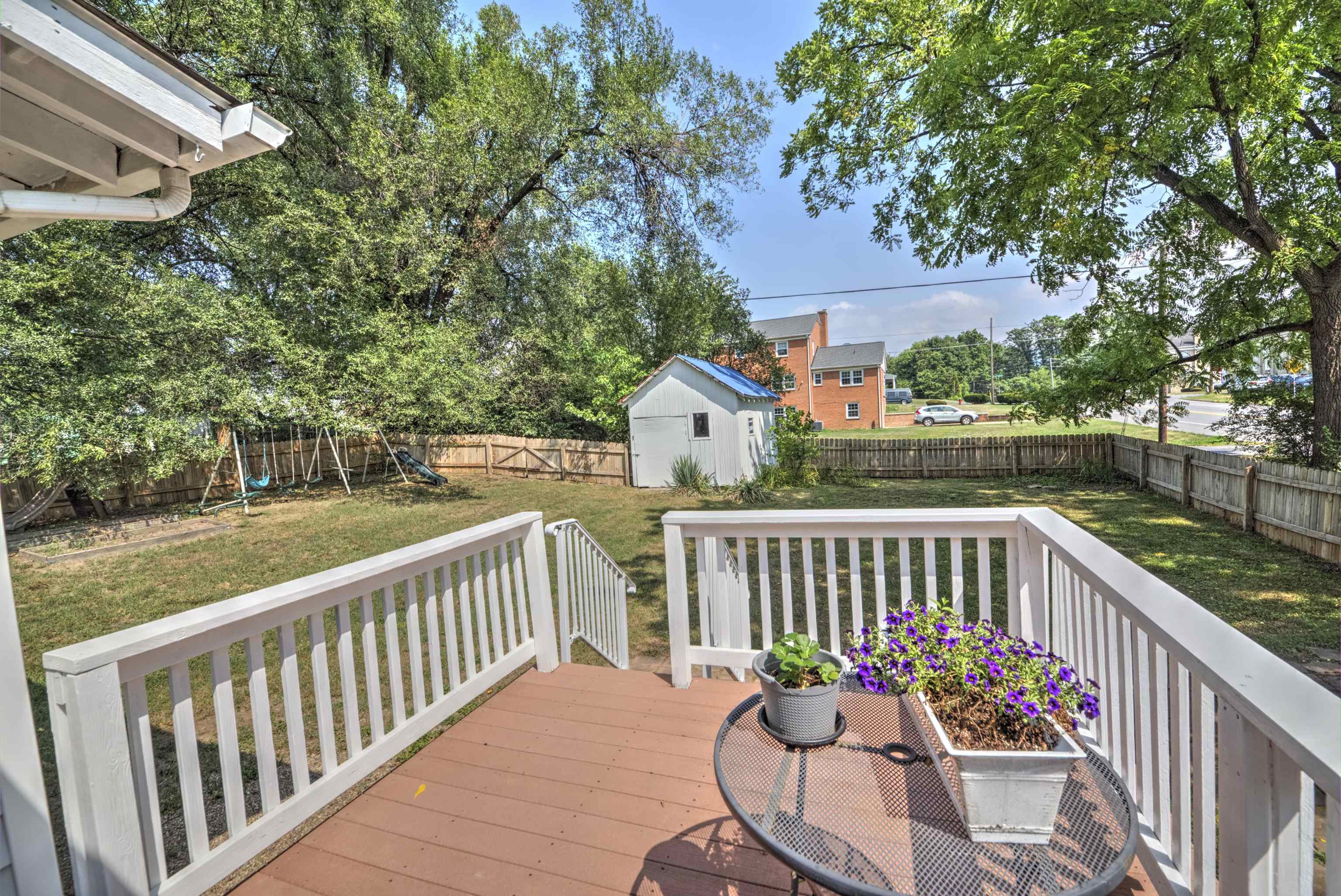 700 SHERWOOD AVE, WAYNESBORO, Virginia 22980, 2 Bedrooms Bedrooms, ,1 BathroomBathrooms,Residential,700 SHERWOOD AVE,679779 MLS # 679779 700 SHERWOOD AVE, WAYNESBORO, Virginia 22980, 2 Bedrooms Bedrooms, ,1 BathroomBathrooms,Residential,700 SHERWOOD AVE,679779 MLS # 679779