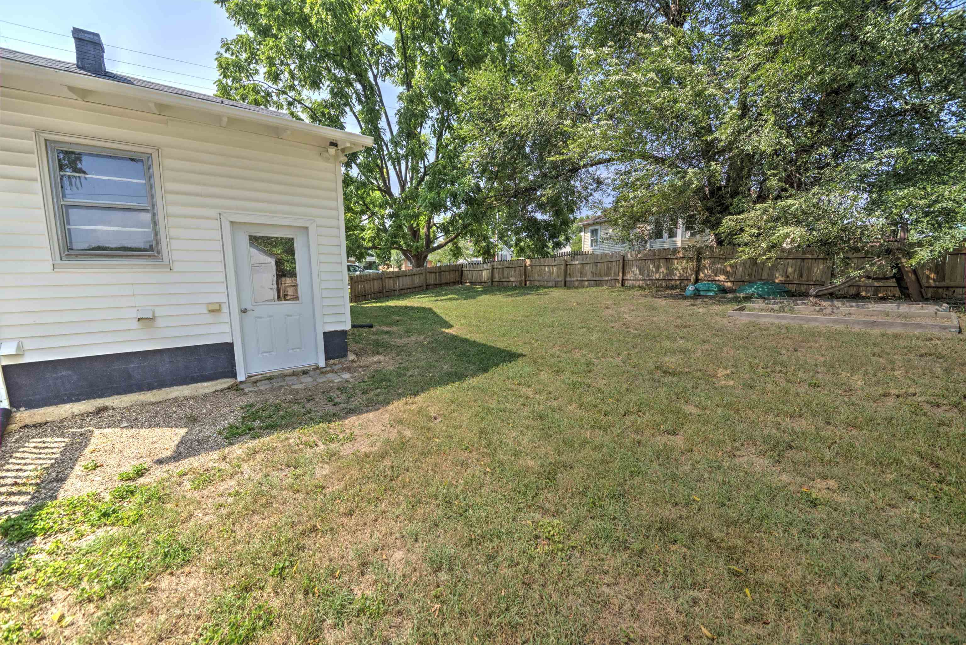 700 SHERWOOD AVE, WAYNESBORO, Virginia 22980, 2 Bedrooms Bedrooms, ,1 BathroomBathrooms,Residential,700 SHERWOOD AVE,679779 MLS # 679779 700 SHERWOOD AVE, WAYNESBORO, Virginia 22980, 2 Bedrooms Bedrooms, ,1 BathroomBathrooms,Residential,700 SHERWOOD AVE,679779 MLS # 679779