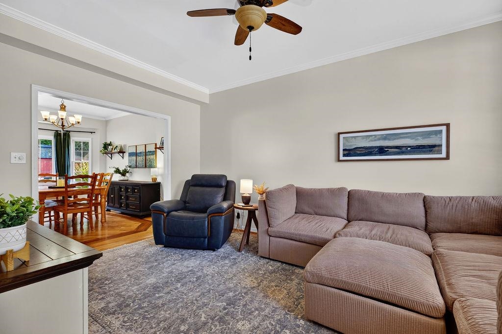1859 HARVARD RD, WAYNESBORO, Virginia 22980, 3 Bedrooms Bedrooms, ,2 BathroomsBathrooms,Residential,1859 HARVARD RD,679780 MLS # 679780 1859 HARVARD RD, WAYNESBORO, Virginia 22980, 3 Bedrooms Bedrooms, ,2 BathroomsBathrooms,Residential,1859 HARVARD RD,679780 MLS # 679780