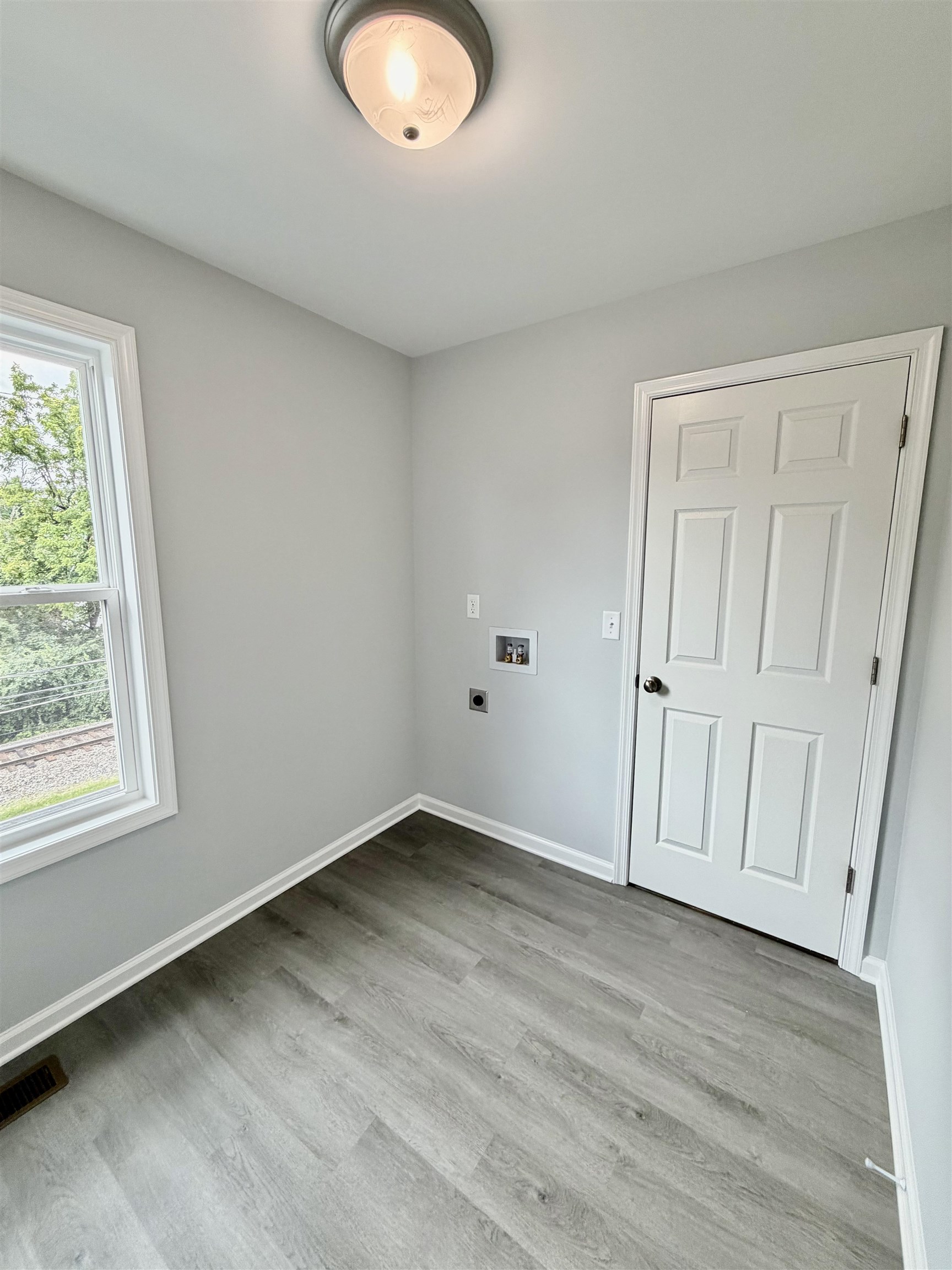 1117 STUART ST, STAUNTON, Virginia 24401, 3 Bedrooms Bedrooms, ,2 BathroomsBathrooms,Residential,1117 STUART ST,679782 MLS # 679782
