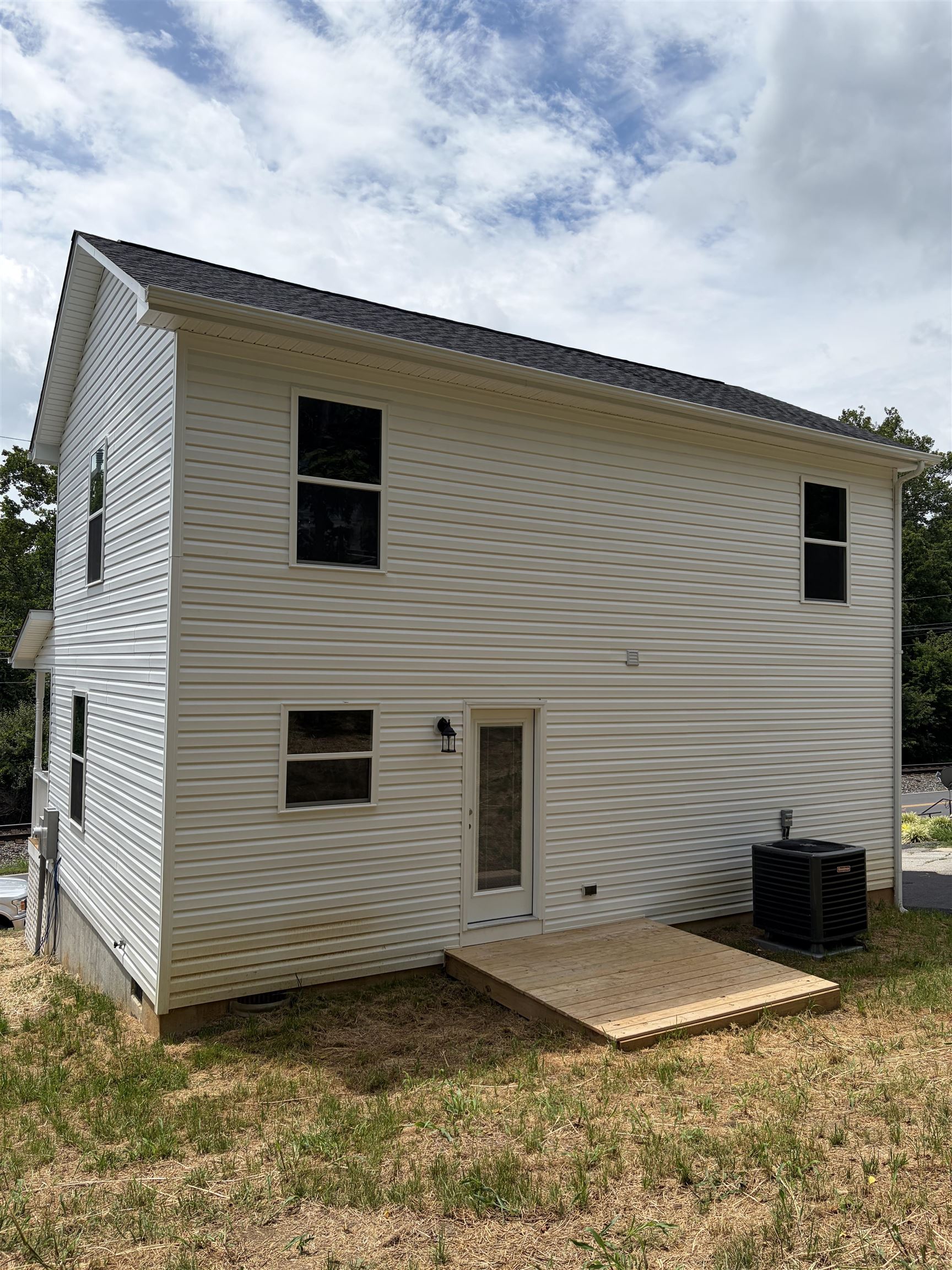 1117 STUART ST, STAUNTON, Virginia 24401, 3 Bedrooms Bedrooms, ,2 BathroomsBathrooms,Residential,1117 STUART ST,679782 MLS # 679782