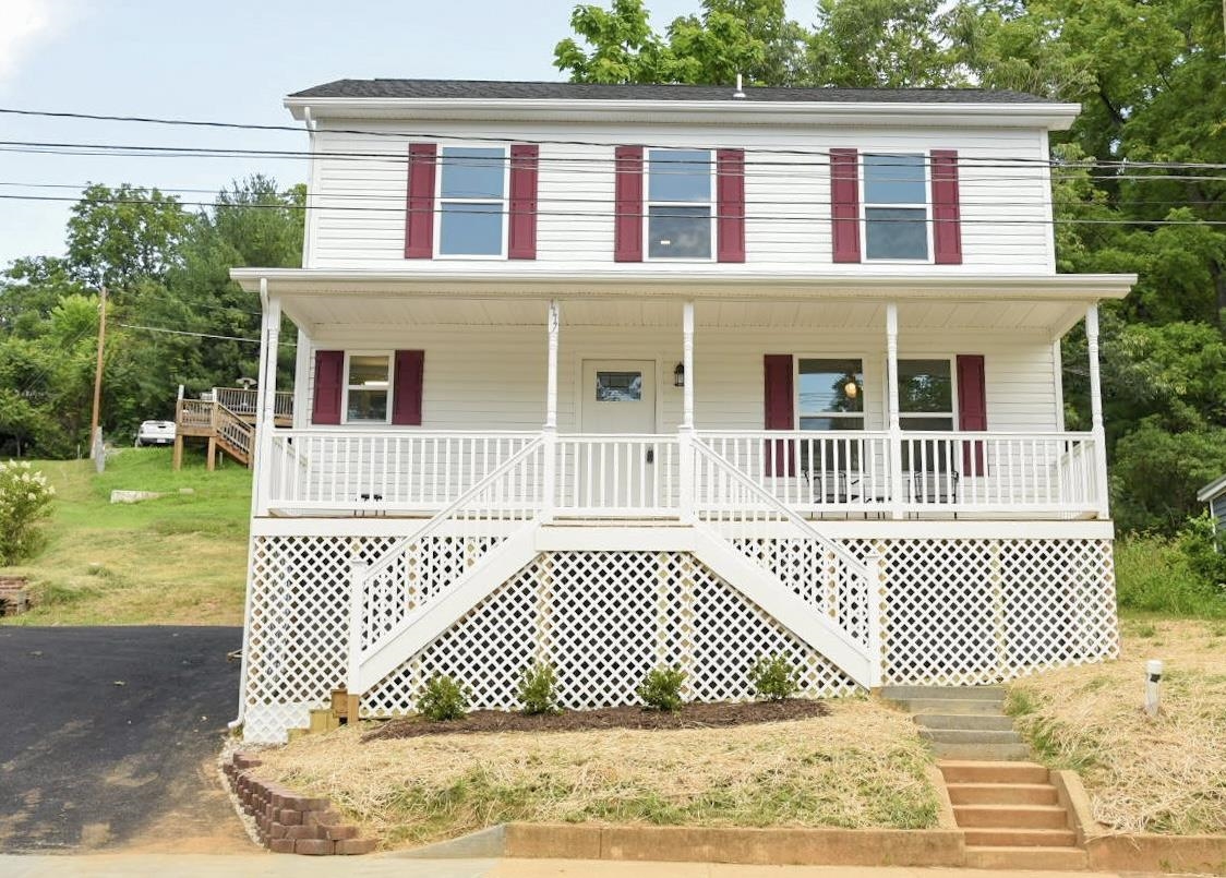 1117 STUART ST, STAUNTON, Virginia 24401, 3 Bedrooms Bedrooms, ,2 BathroomsBathrooms,Residential,1117 STUART ST,679782 MLS # 679782