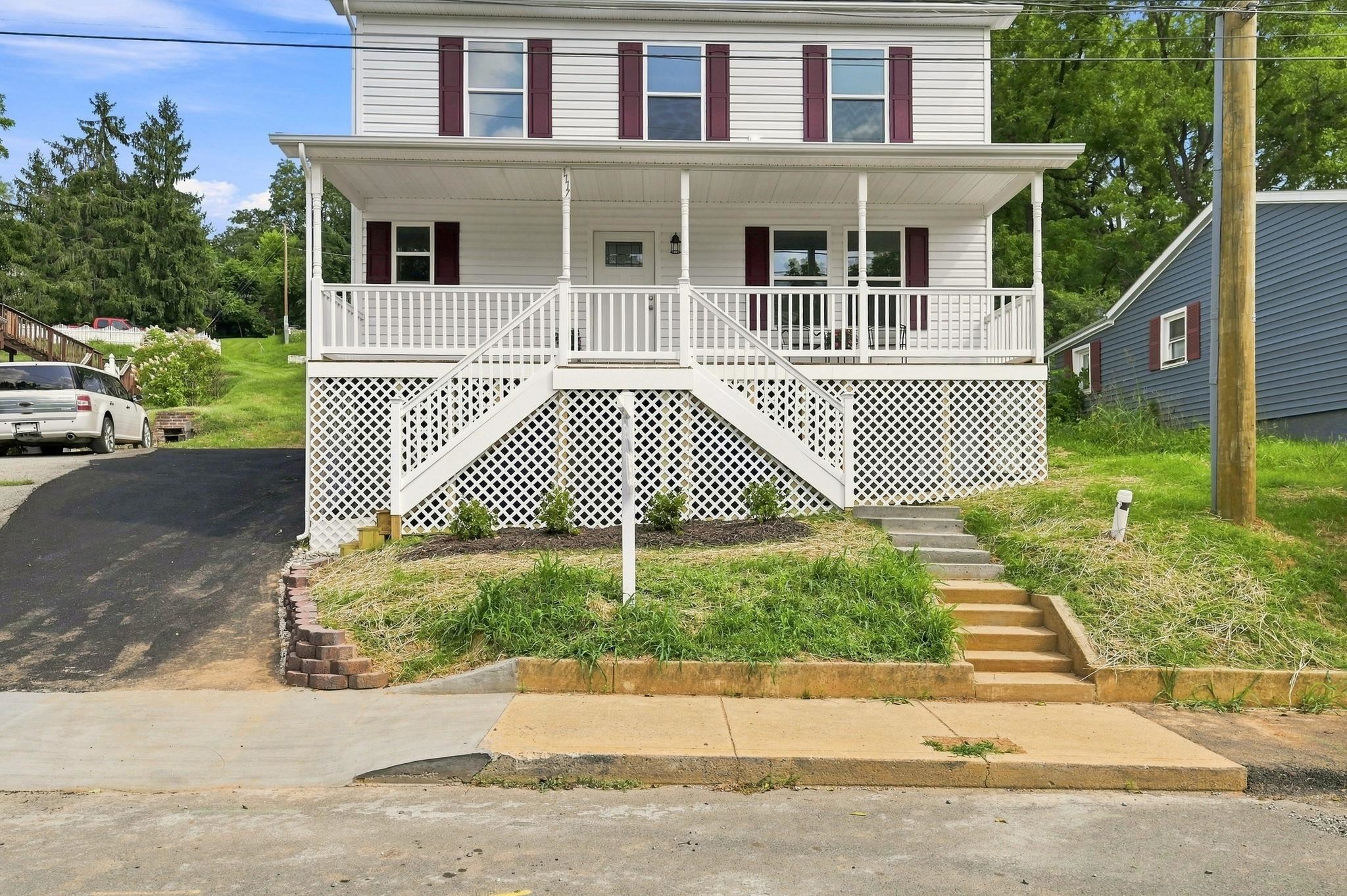1117 STUART ST, STAUNTON, Virginia 24401, 3 Bedrooms Bedrooms, ,2 BathroomsBathrooms,Residential,1117 STUART ST,679782 MLS # 679782 1117 STUART ST, STAUNTON, Virginia 24401, 3 Bedrooms Bedrooms, ,2 BathroomsBathrooms,Residential,1117 STUART ST,679782 MLS # 679782