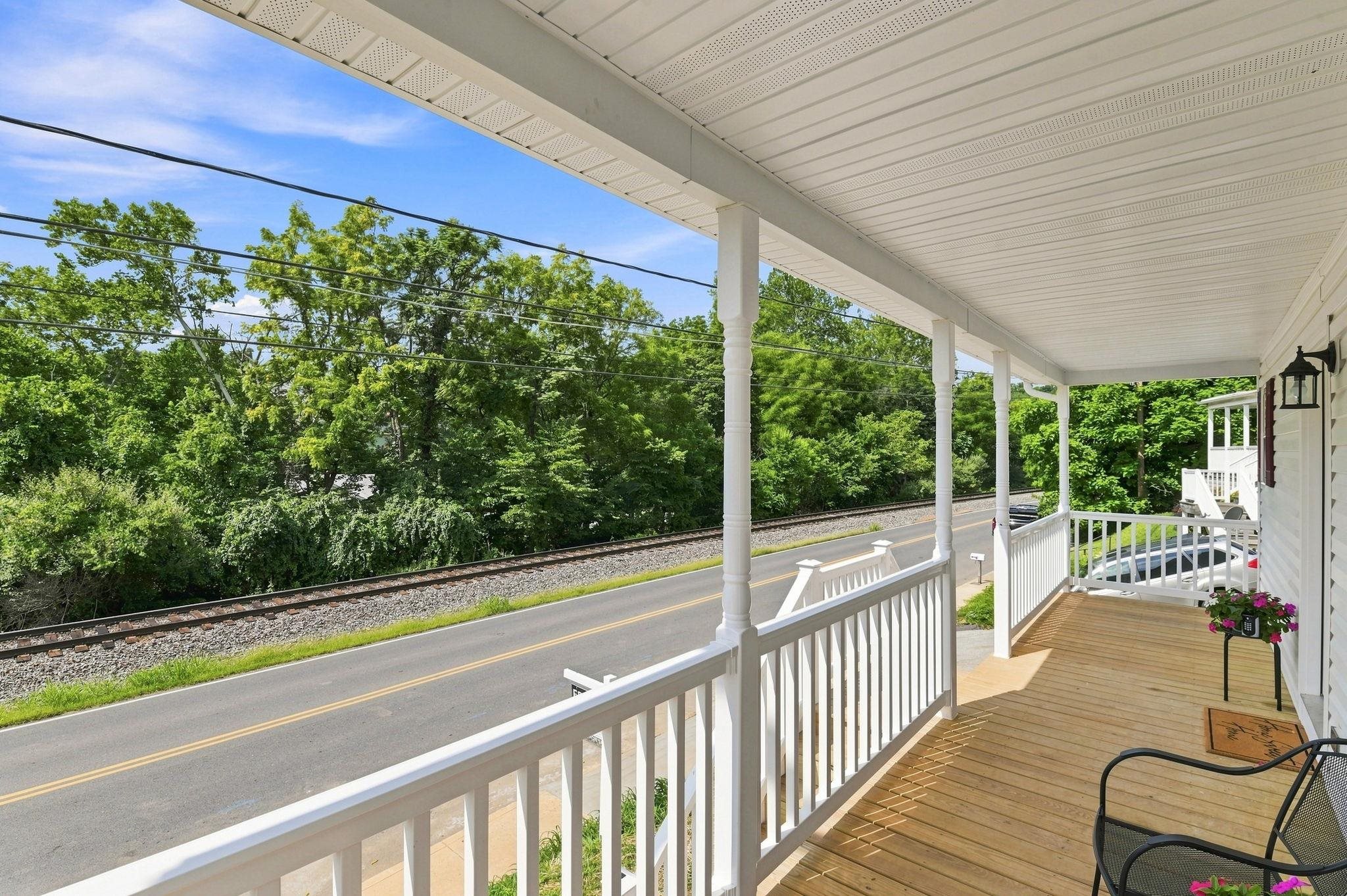 1117 STUART ST, STAUNTON, Virginia 24401, 3 Bedrooms Bedrooms, ,2 BathroomsBathrooms,Residential,1117 STUART ST,679782 MLS # 679782 1117 STUART ST, STAUNTON, Virginia 24401, 3 Bedrooms Bedrooms, ,2 BathroomsBathrooms,Residential,1117 STUART ST,679782 MLS # 679782