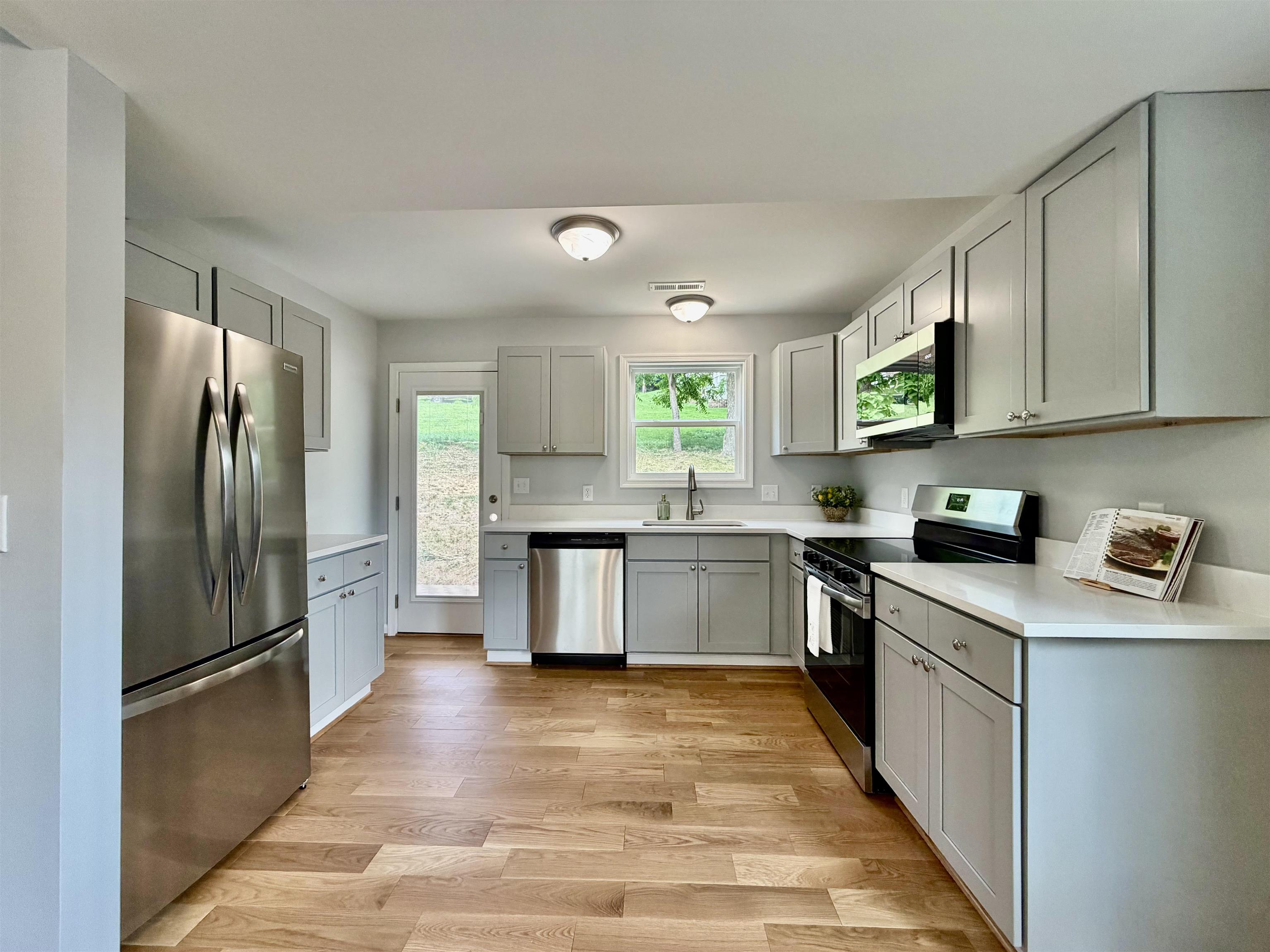 1117 STUART ST, STAUNTON, Virginia 24401, 3 Bedrooms Bedrooms, ,2 BathroomsBathrooms,Residential,1117 STUART ST,679782 MLS # 679782