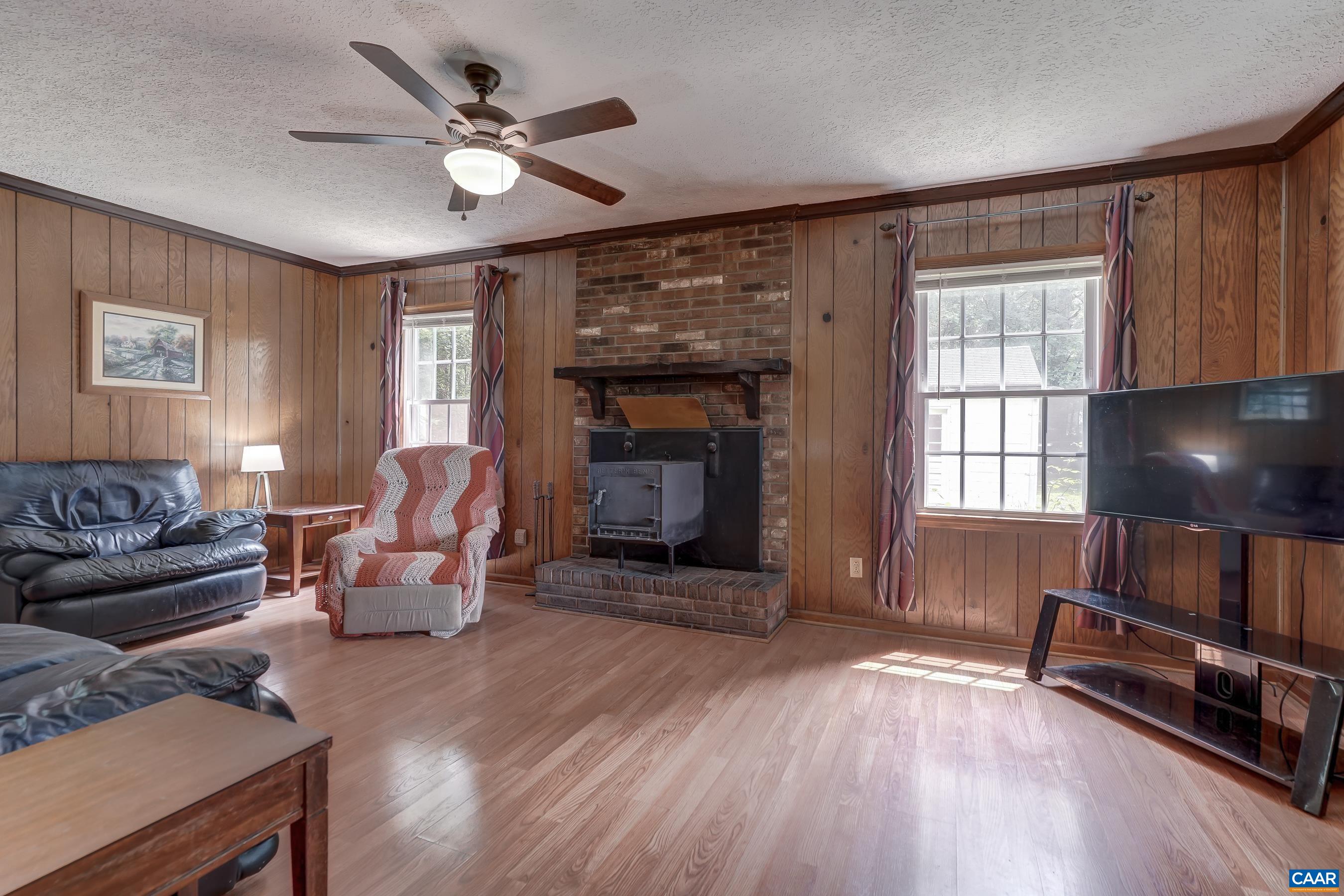 3165 VENABLE RD, KENTS STORE, Virginia 23084, 3 Bedrooms Bedrooms, ,2 BathroomsBathrooms,Residential,3165 VENABLE RD,679785 MLS # 679785 3165 VENABLE RD, KENTS STORE, Virginia 23084, 3 Bedrooms Bedrooms, ,2 BathroomsBathrooms,Residential,3165 VENABLE RD,679785 MLS # 679785