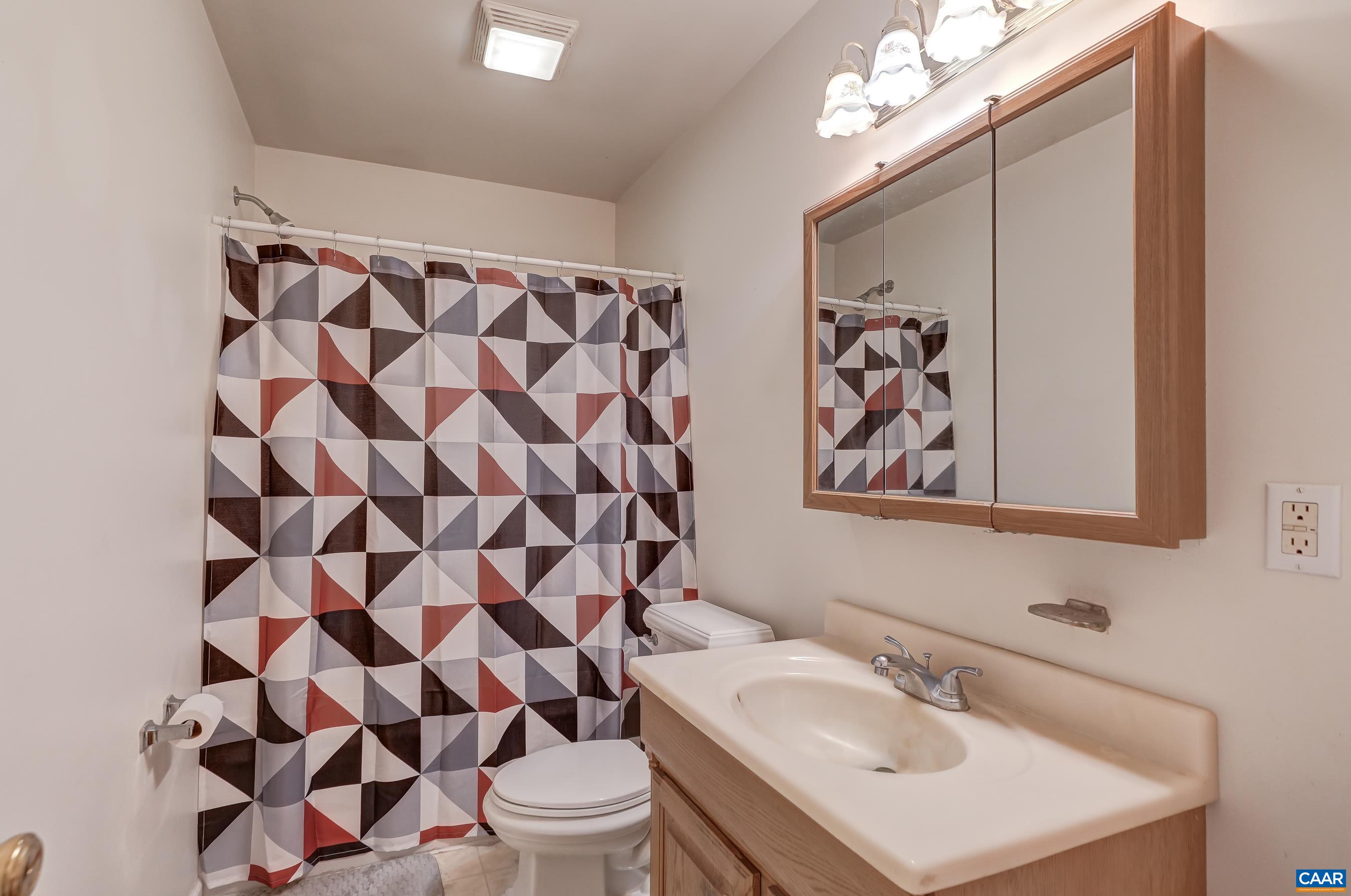 3165 VENABLE RD, KENTS STORE, Virginia 23084, 3 Bedrooms Bedrooms, ,2 BathroomsBathrooms,Residential,3165 VENABLE RD,679785 MLS # 679785 3165 VENABLE RD, KENTS STORE, Virginia 23084, 3 Bedrooms Bedrooms, ,2 BathroomsBathrooms,Residential,3165 VENABLE RD,679785 MLS # 679785