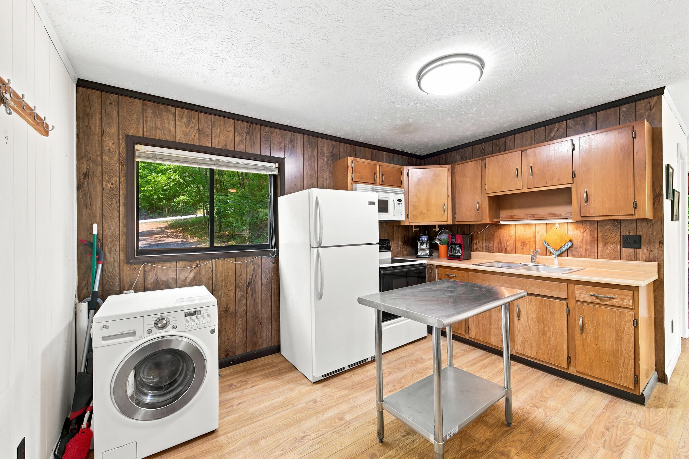 460 HILLTOP LN, MOUNT JACKSON, Virginia 22842, 2 Bedrooms Bedrooms, ,1 BathroomBathrooms,Residential,460 HILLTOP LN,679594 MLS # 679594 460 HILLTOP LN, MOUNT JACKSON, Virginia 22842, 2 Bedrooms Bedrooms, ,1 BathroomBathrooms,Residential,460 HILLTOP LN,679594 MLS # 679594