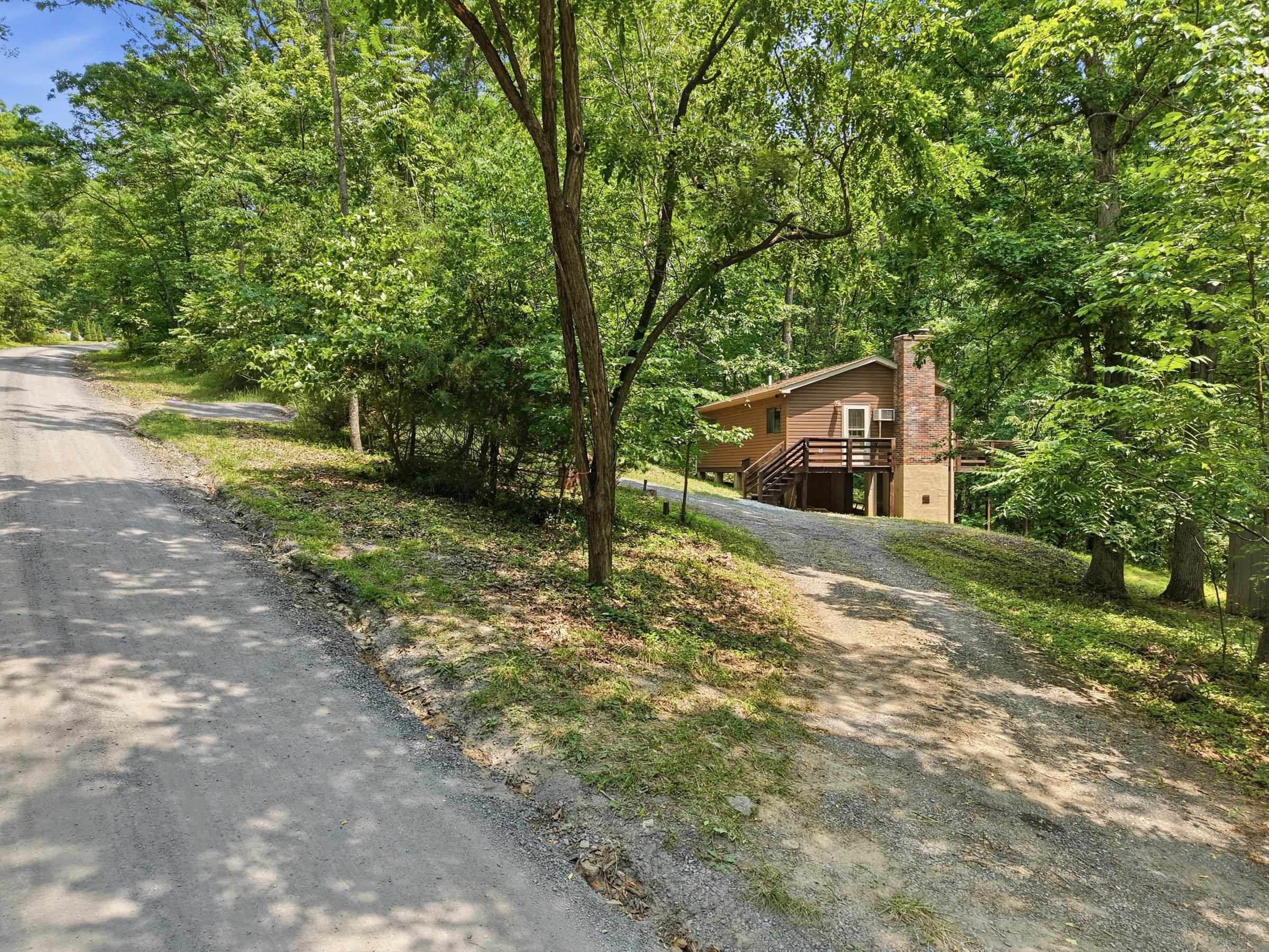 460 HILLTOP LN, MOUNT JACKSON, Virginia 22842, 2 Bedrooms Bedrooms, ,1 BathroomBathrooms,Residential,460 HILLTOP LN,679594 MLS # 679594 460 HILLTOP LN, MOUNT JACKSON, Virginia 22842, 2 Bedrooms Bedrooms, ,1 BathroomBathrooms,Residential,460 HILLTOP LN,679594 MLS # 679594