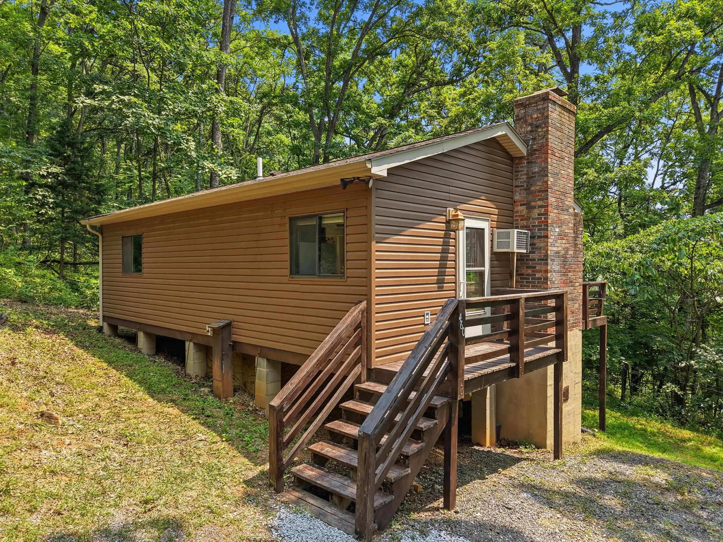 460 HILLTOP LN, MOUNT JACKSON, Virginia 22842, 2 Bedrooms Bedrooms, ,1 BathroomBathrooms,Residential,460 HILLTOP LN,679594 MLS # 679594 460 HILLTOP LN, MOUNT JACKSON, Virginia 22842, 2 Bedrooms Bedrooms, ,1 BathroomBathrooms,Residential,460 HILLTOP LN,679594 MLS # 679594