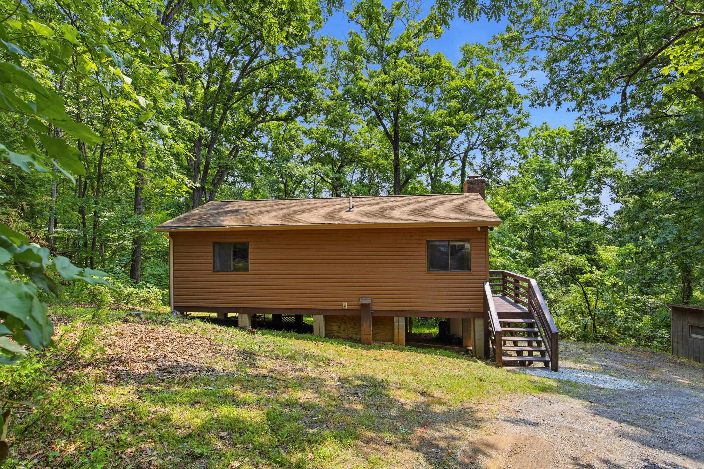 460 HILLTOP LN, MOUNT JACKSON, Virginia 22842, 2 Bedrooms Bedrooms, ,1 BathroomBathrooms,Residential,460 HILLTOP LN,679594 MLS # 679594 460 HILLTOP LN, MOUNT JACKSON, Virginia 22842, 2 Bedrooms Bedrooms, ,1 BathroomBathrooms,Residential,460 HILLTOP LN,679594 MLS # 679594