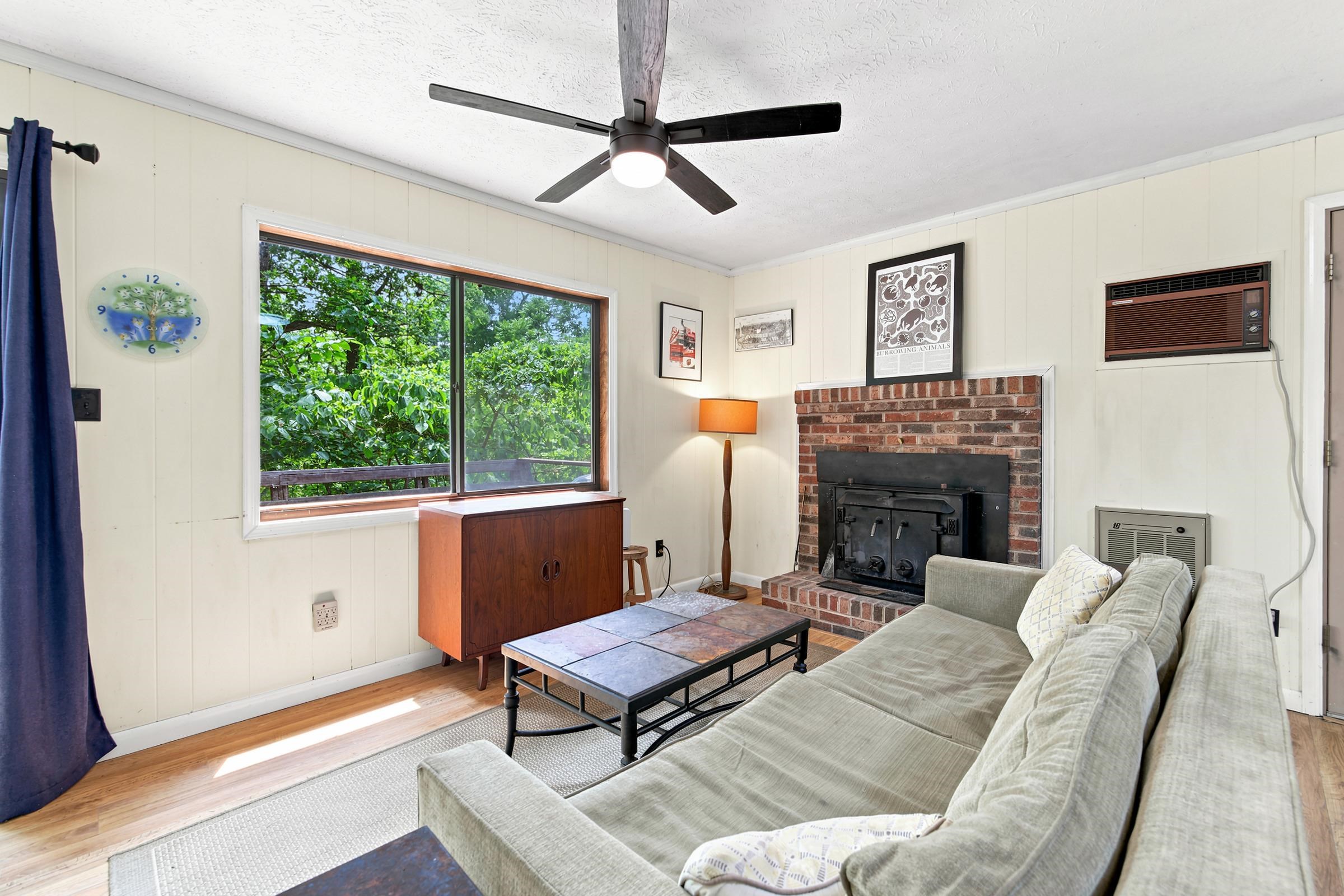 460 HILLTOP LN, MOUNT JACKSON, Virginia 22842, 2 Bedrooms Bedrooms, ,1 BathroomBathrooms,Residential,460 HILLTOP LN,679594 MLS # 679594 460 HILLTOP LN, MOUNT JACKSON, Virginia 22842, 2 Bedrooms Bedrooms, ,1 BathroomBathrooms,Residential,460 HILLTOP LN,679594 MLS # 679594