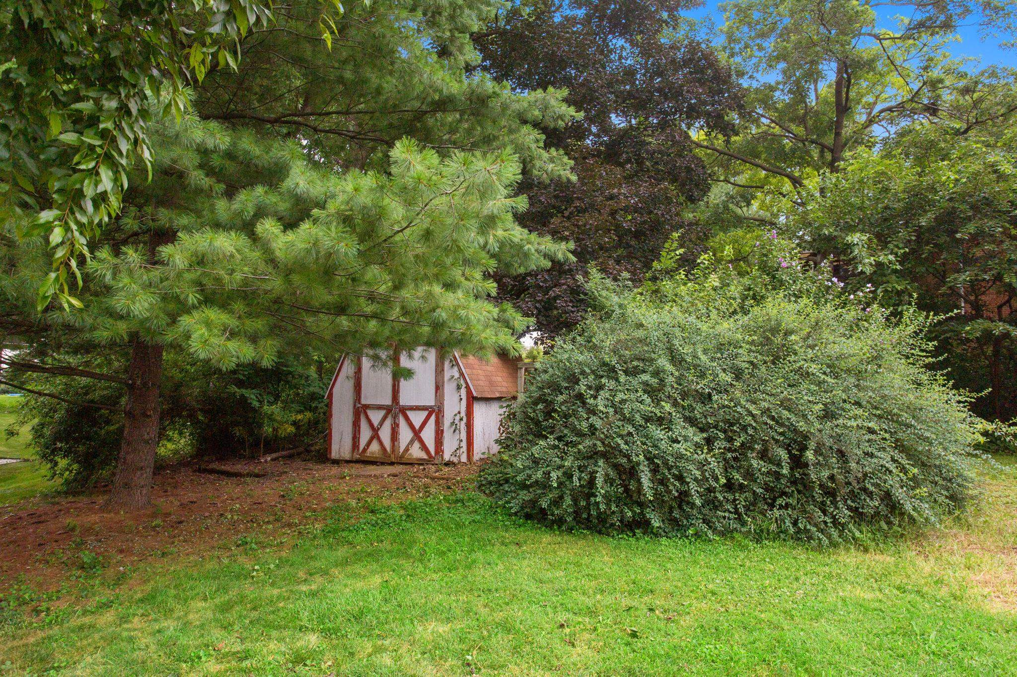 206 BELMONT DR, ROCKINGHAM, Virginia 22801, 3 Bedrooms Bedrooms, ,2 BathroomsBathrooms,Residential,206 BELMONT DR,679799 MLS # 679799