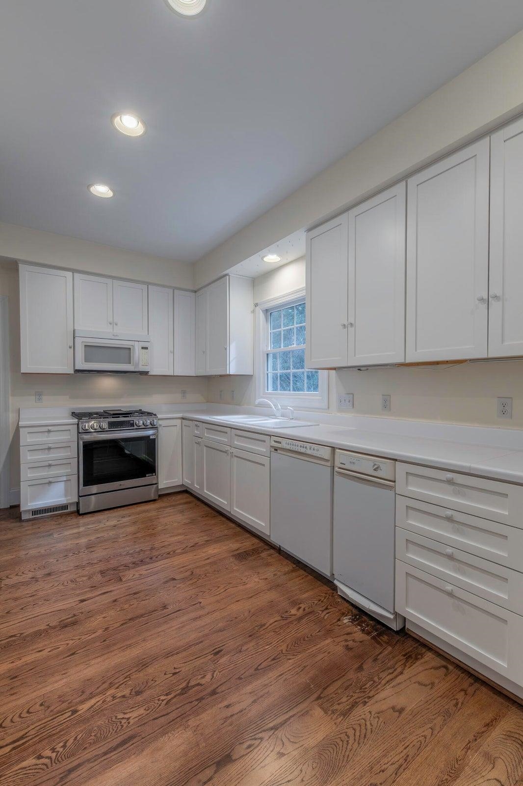 190 HENRY HILL DR, FAIRFIELD, Virginia 24435, 4 Bedrooms Bedrooms, ,4 BathroomsBathrooms,Residential,190 Henry Hill Dr Fairfield, VA 24435,190 HENRY HILL DR,679801 MLS # 679801 190 HENRY HILL DR, FAIRFIELD, Virginia 24435, 4 Bedrooms Bedrooms, ,4 BathroomsBathrooms,Residential,190 Henry Hill Dr Fairfield, VA 24435,190 HENRY HILL DR,679801 MLS # 679801