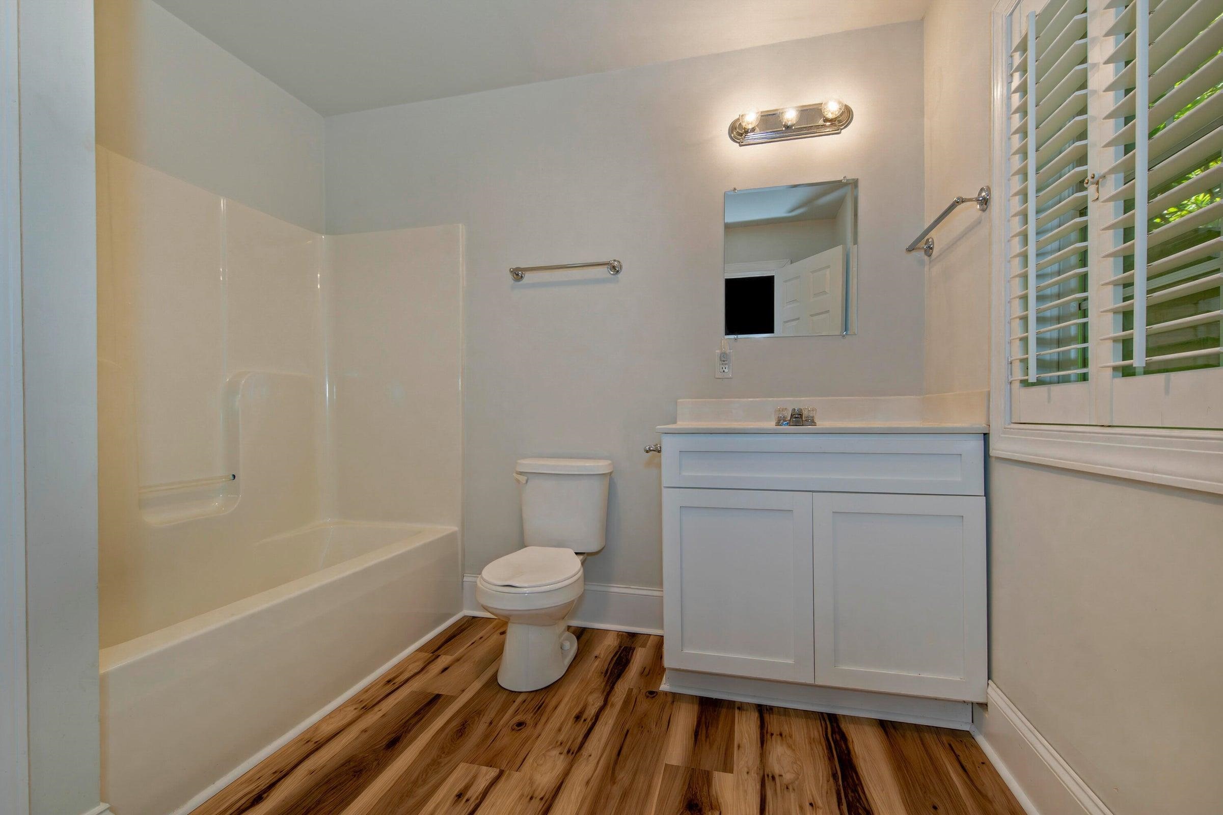 Lower Level Full Bathroom Lower Level Full Bathroom