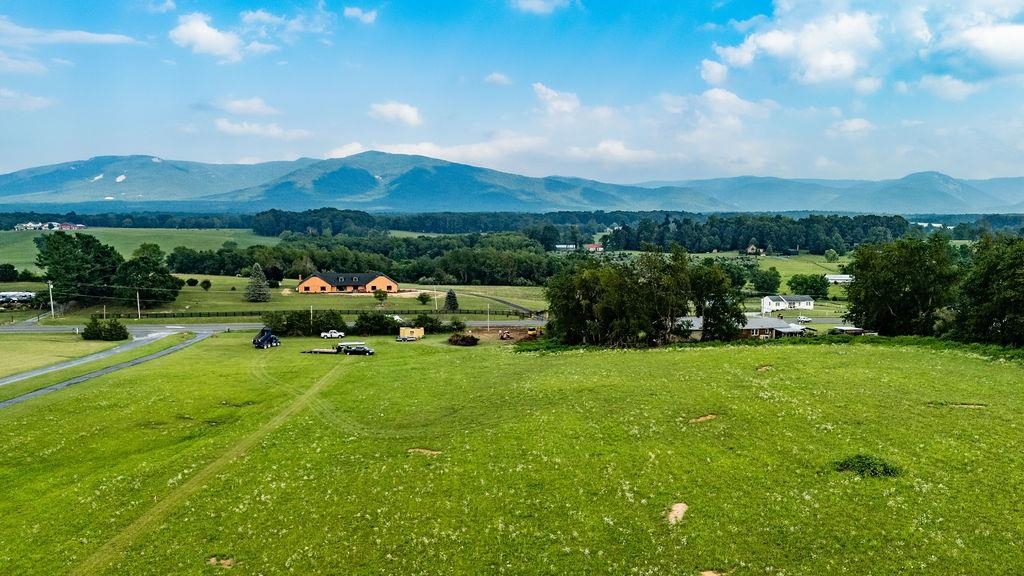 TBD LEE JACKSON HWY, GREENVILLE, Virginia 24440, ,Land,TBD LEE JACKSON HWY,679807 MLS # 679807