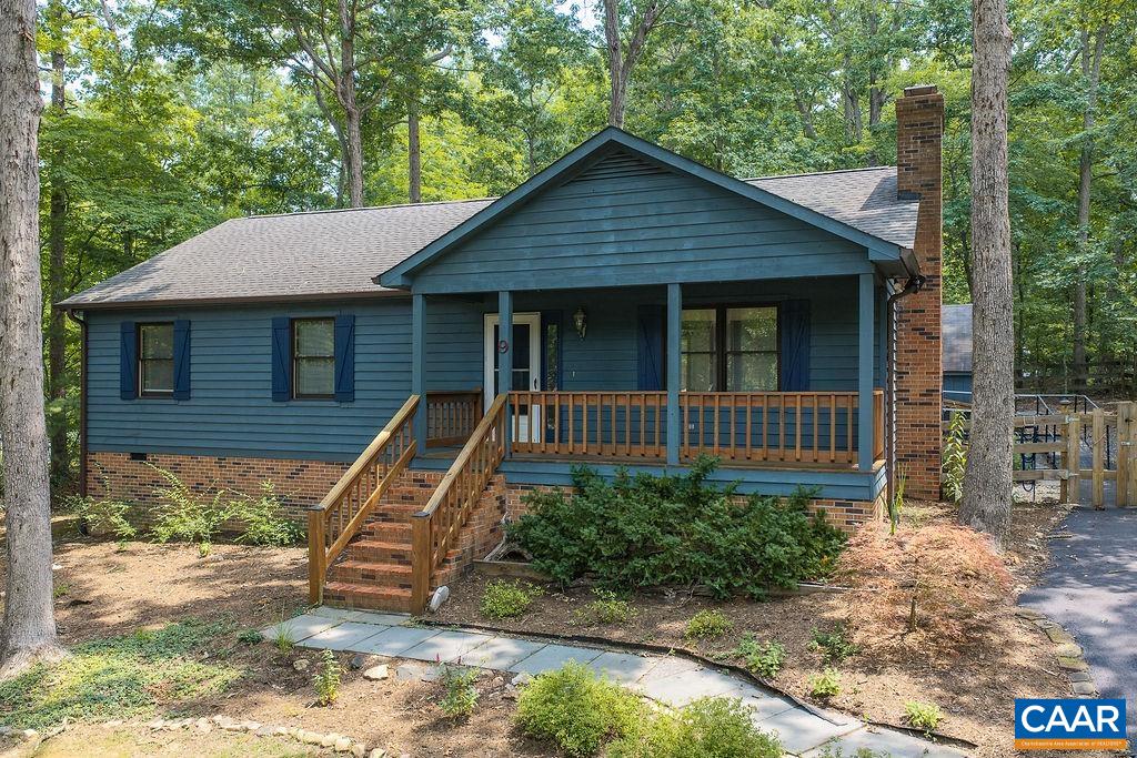 9 CHIPPEWA LN, PALMYRA, Virginia 22963, 3 Bedrooms Bedrooms, ,2 BathroomsBathrooms,Residential,9 CHIPPEWA LN,679805 MLS # 679805 9 CHIPPEWA LN, PALMYRA, Virginia 22963, 3 Bedrooms Bedrooms, ,2 BathroomsBathrooms,Residential,9 CHIPPEWA LN,679805 MLS # 679805