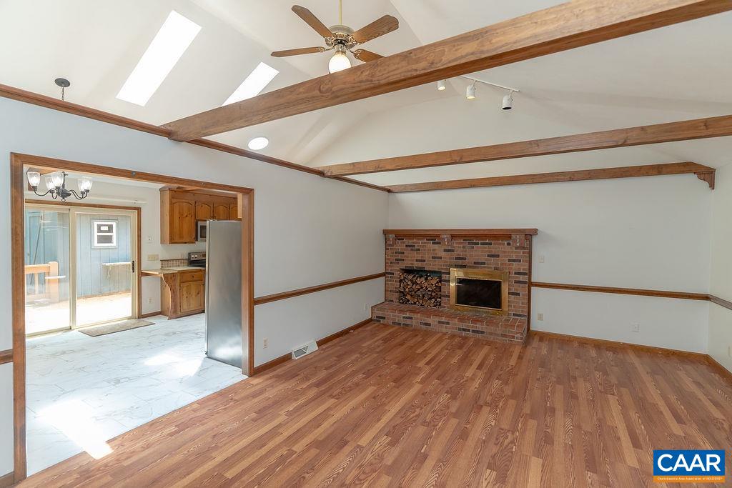9 CHIPPEWA LN, PALMYRA, Virginia 22963, 3 Bedrooms Bedrooms, ,2 BathroomsBathrooms,Residential,9 CHIPPEWA LN,679805 MLS # 679805 9 CHIPPEWA LN, PALMYRA, Virginia 22963, 3 Bedrooms Bedrooms, ,2 BathroomsBathrooms,Residential,9 CHIPPEWA LN,679805 MLS # 679805