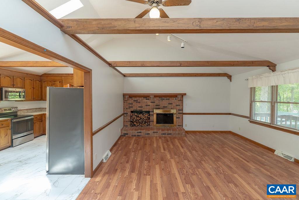 9 CHIPPEWA LN, PALMYRA, Virginia 22963, 3 Bedrooms Bedrooms, ,2 BathroomsBathrooms,Residential,9 CHIPPEWA LN,679805 MLS # 679805 9 CHIPPEWA LN, PALMYRA, Virginia 22963, 3 Bedrooms Bedrooms, ,2 BathroomsBathrooms,Residential,9 CHIPPEWA LN,679805 MLS # 679805