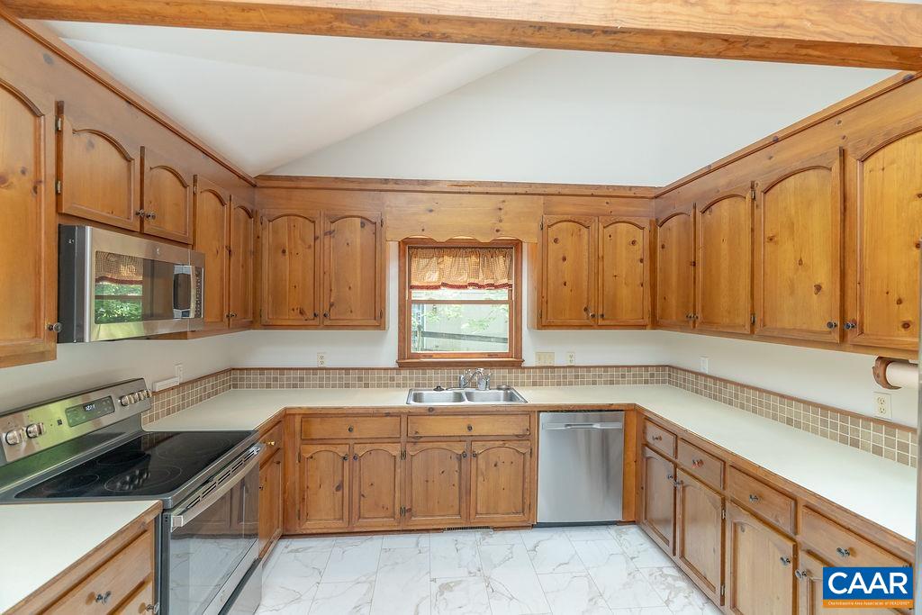 9 CHIPPEWA LN, PALMYRA, Virginia 22963, 3 Bedrooms Bedrooms, ,2 BathroomsBathrooms,Residential,9 CHIPPEWA LN,679805 MLS # 679805 9 CHIPPEWA LN, PALMYRA, Virginia 22963, 3 Bedrooms Bedrooms, ,2 BathroomsBathrooms,Residential,9 CHIPPEWA LN,679805 MLS # 679805