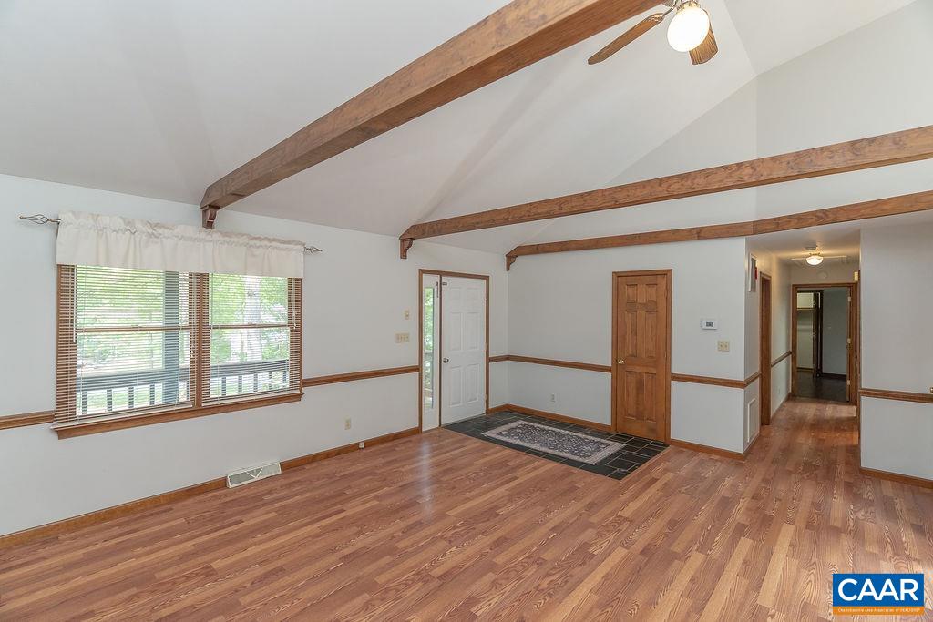 9 CHIPPEWA LN, PALMYRA, Virginia 22963, 3 Bedrooms Bedrooms, ,2 BathroomsBathrooms,Residential,9 CHIPPEWA LN,679805 MLS # 679805 9 CHIPPEWA LN, PALMYRA, Virginia 22963, 3 Bedrooms Bedrooms, ,2 BathroomsBathrooms,Residential,9 CHIPPEWA LN,679805 MLS # 679805