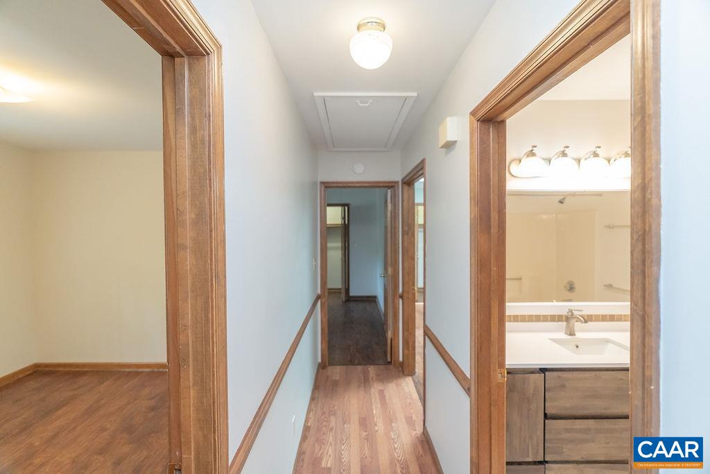 9 CHIPPEWA LN, PALMYRA, Virginia 22963, 3 Bedrooms Bedrooms, ,2 BathroomsBathrooms,Residential,9 CHIPPEWA LN,679805 MLS # 679805 9 CHIPPEWA LN, PALMYRA, Virginia 22963, 3 Bedrooms Bedrooms, ,2 BathroomsBathrooms,Residential,9 CHIPPEWA LN,679805 MLS # 679805
