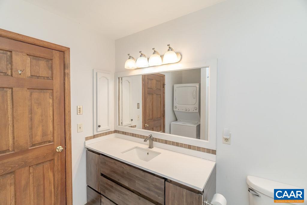 9 CHIPPEWA LN, PALMYRA, Virginia 22963, 3 Bedrooms Bedrooms, ,2 BathroomsBathrooms,Residential,9 CHIPPEWA LN,679805 MLS # 679805 9 CHIPPEWA LN, PALMYRA, Virginia 22963, 3 Bedrooms Bedrooms, ,2 BathroomsBathrooms,Residential,9 CHIPPEWA LN,679805 MLS # 679805